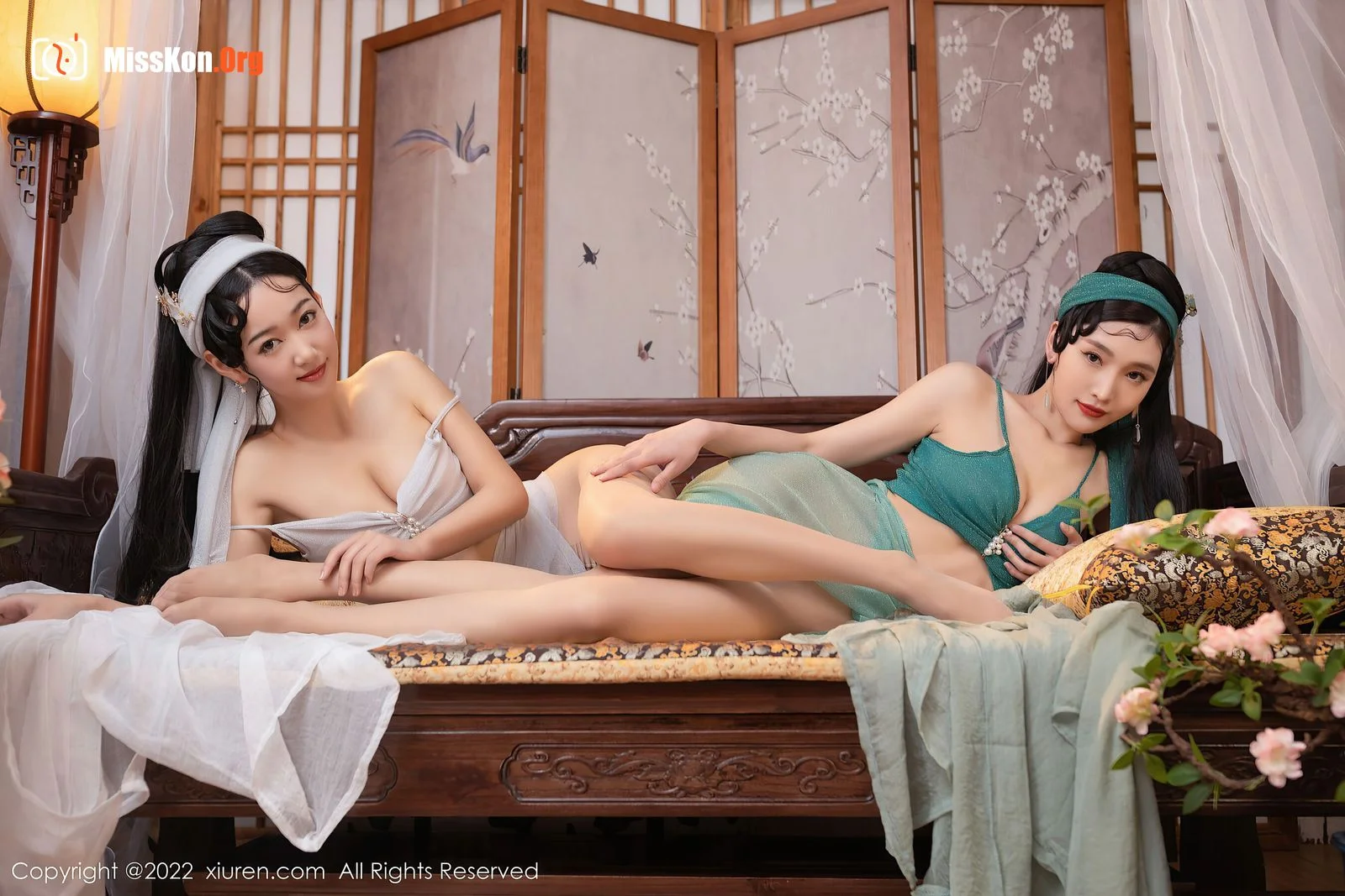 Multiple models - Photo 66