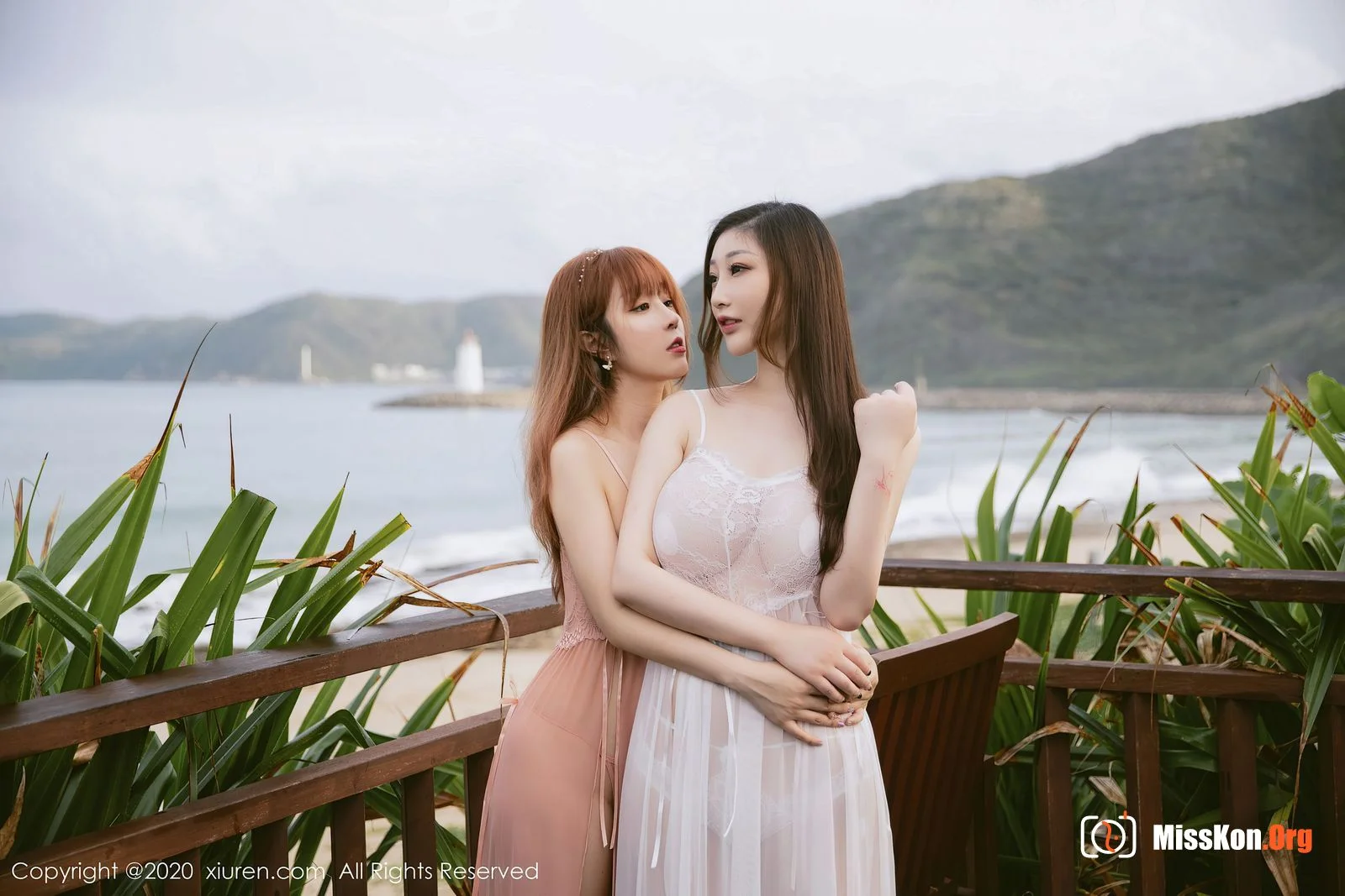 Multiple models - Photo 27