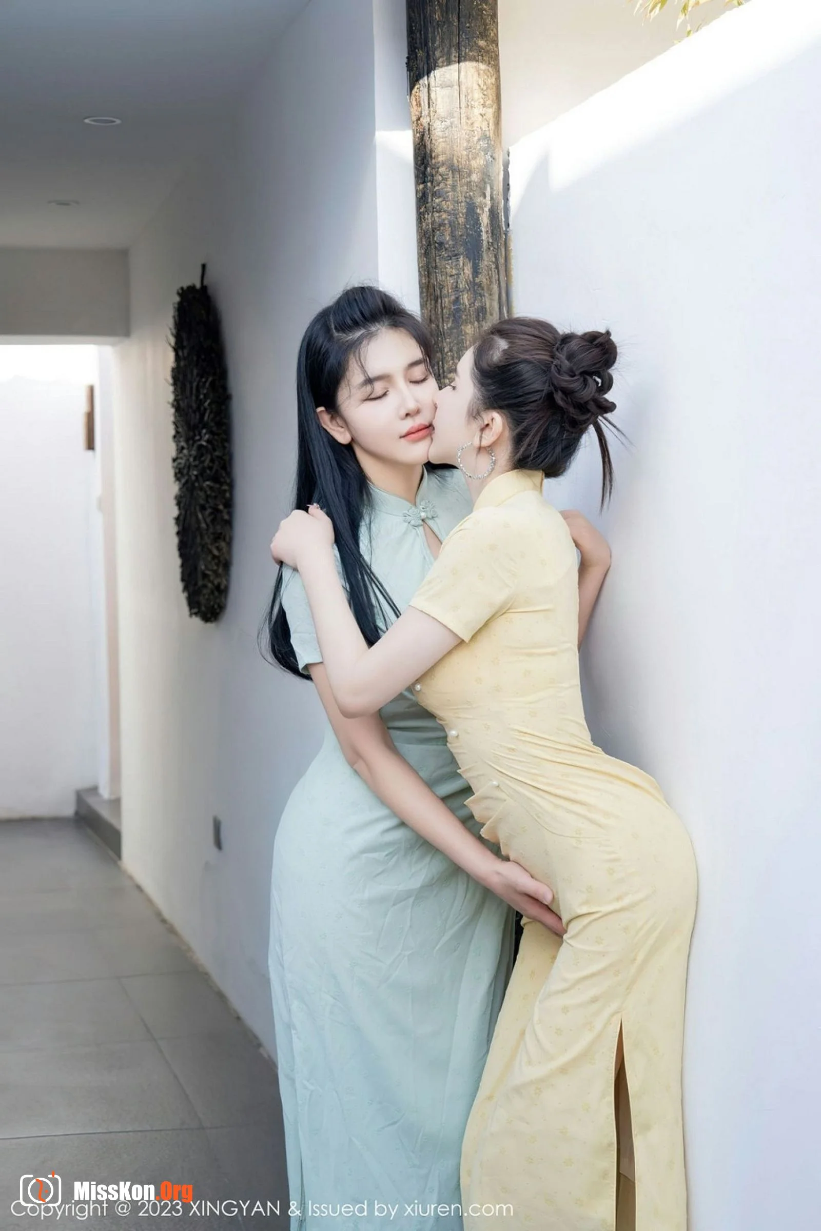 Multiple models - Photo 29