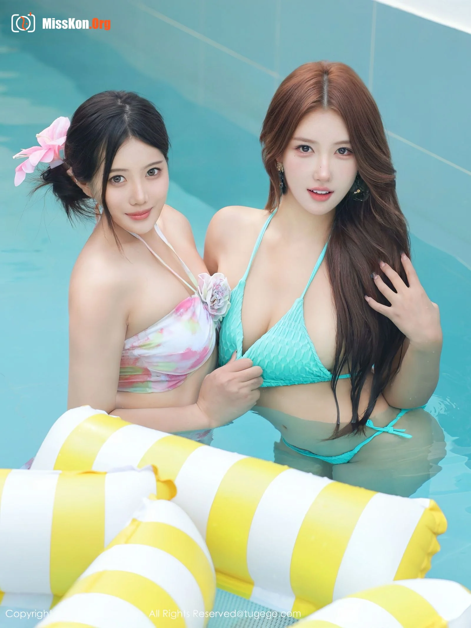 Multiple models - Photo 42