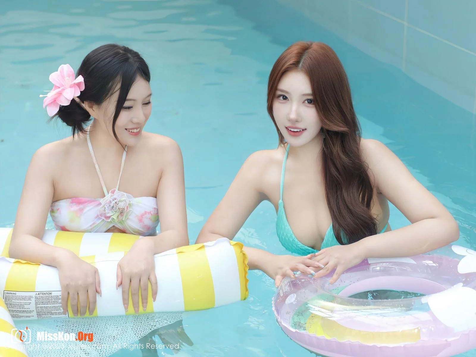 Multiple models - Photo 45