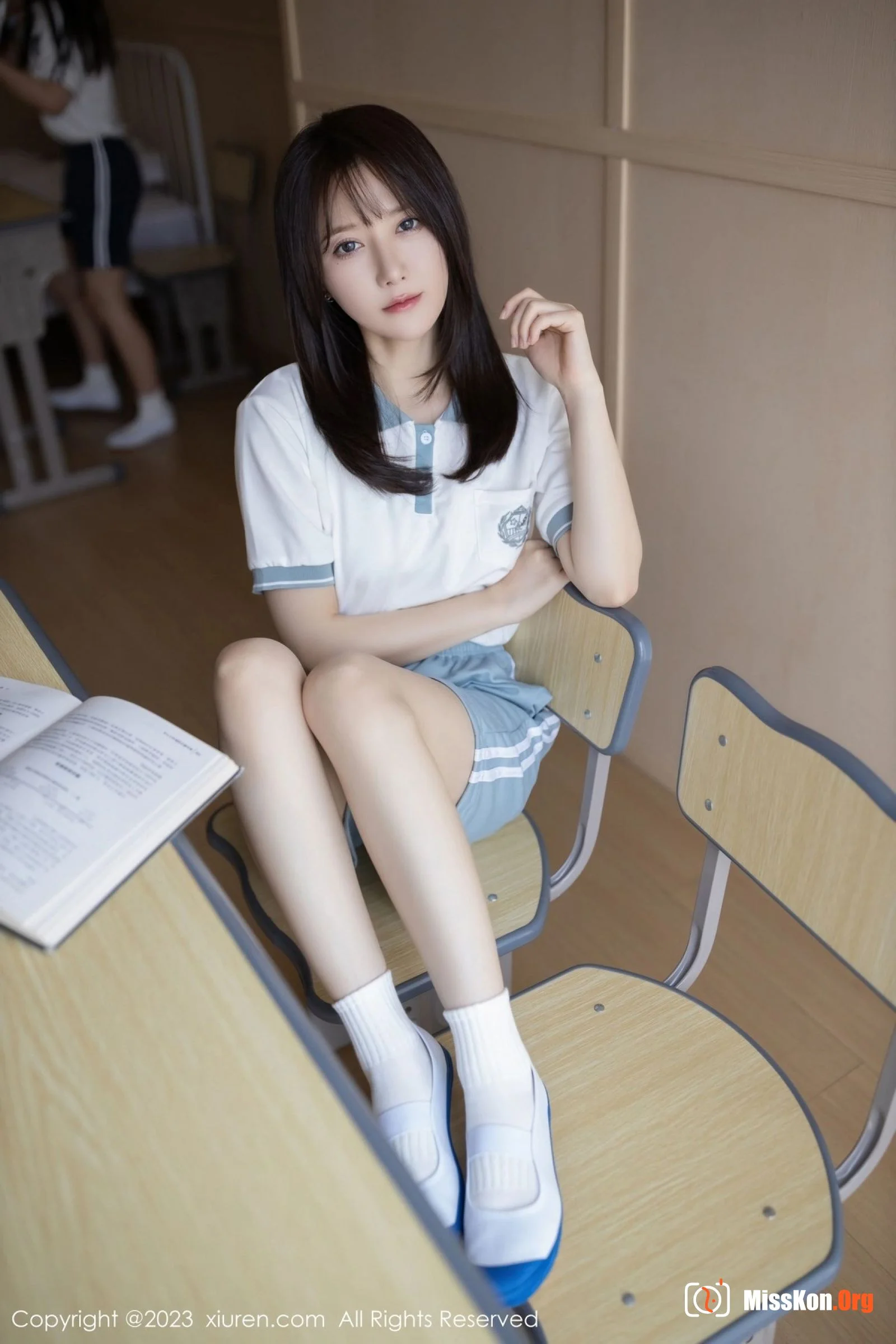 Multiple models - Photo 5