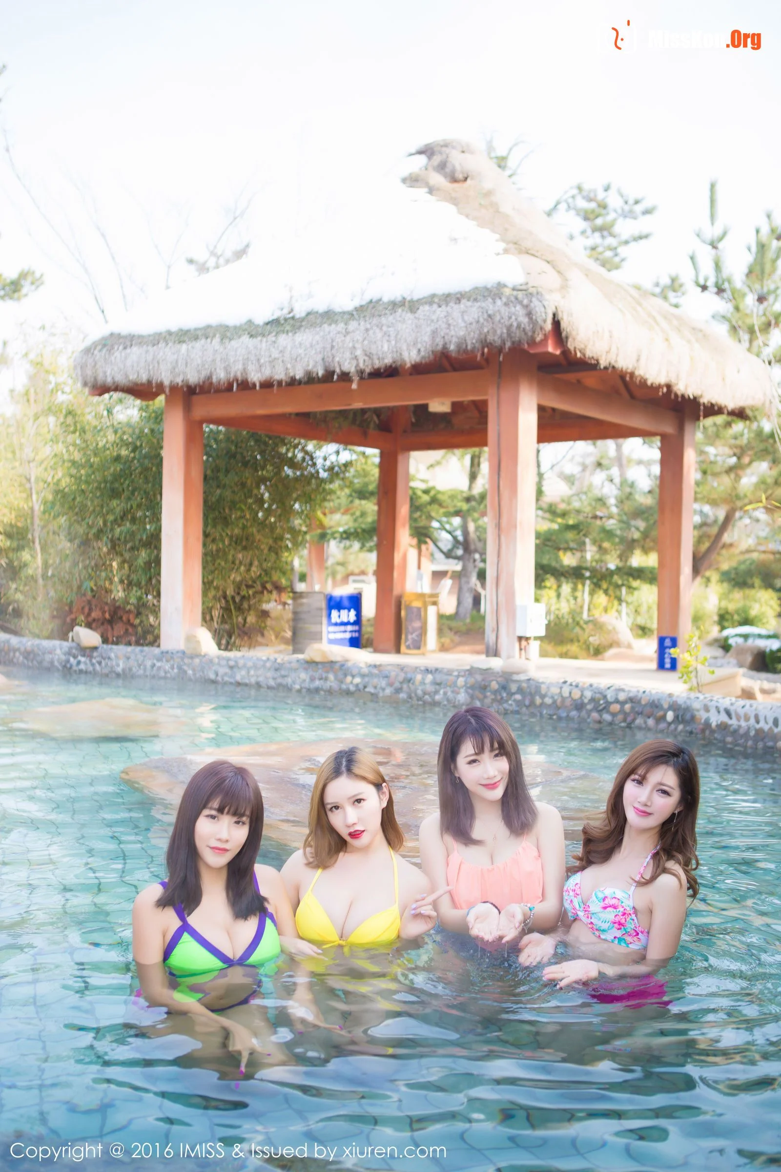 Multiple models - Photo 5