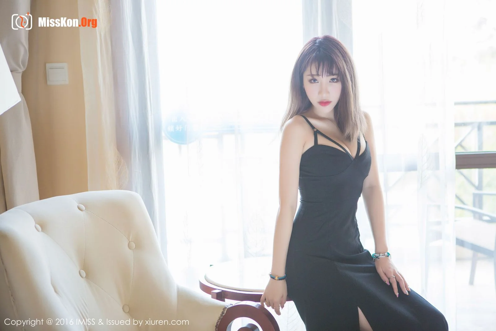 Multiple models - Photo 68