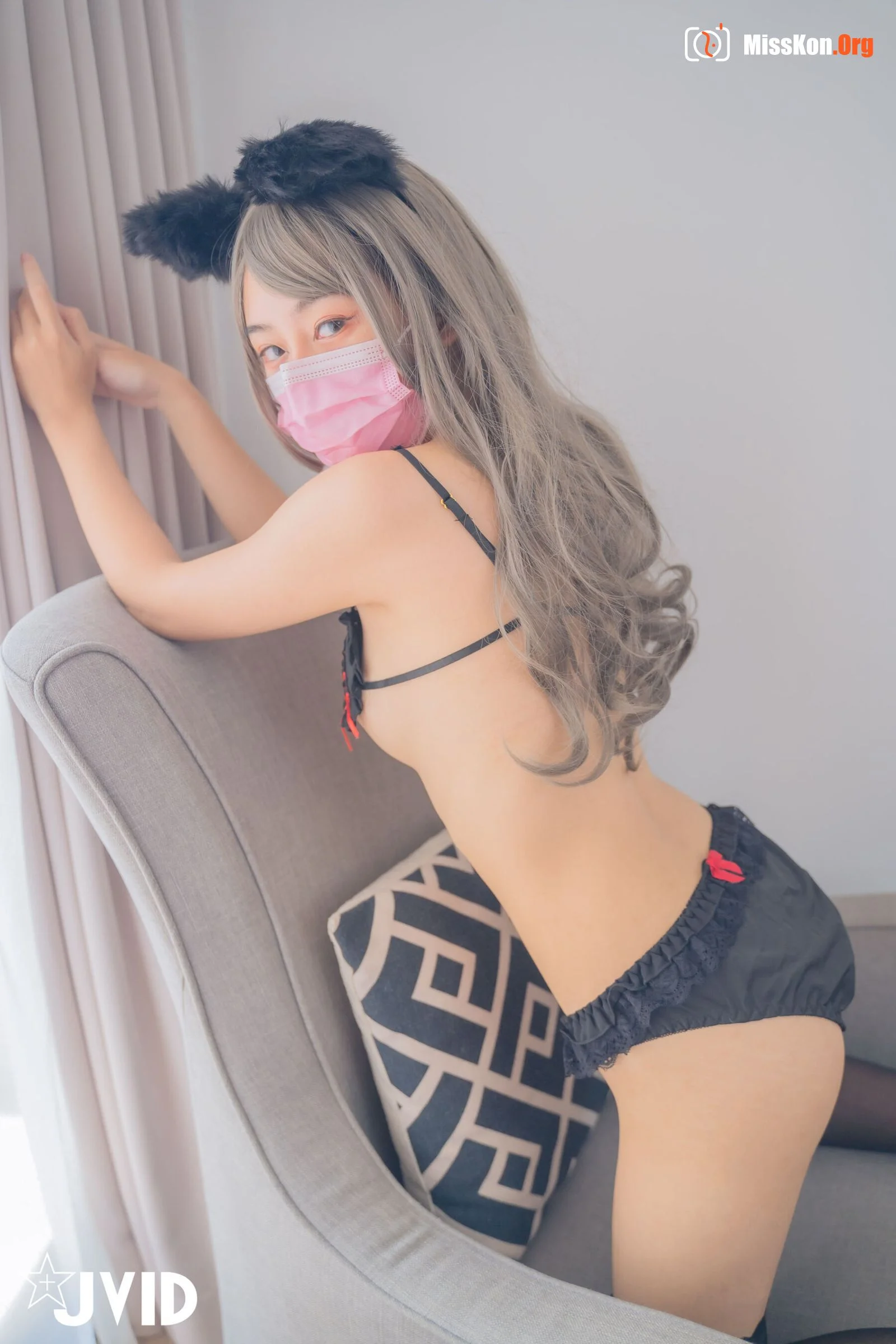 My busty little sister secretly wore my girlfriend's battle outfit. - Photo 8
