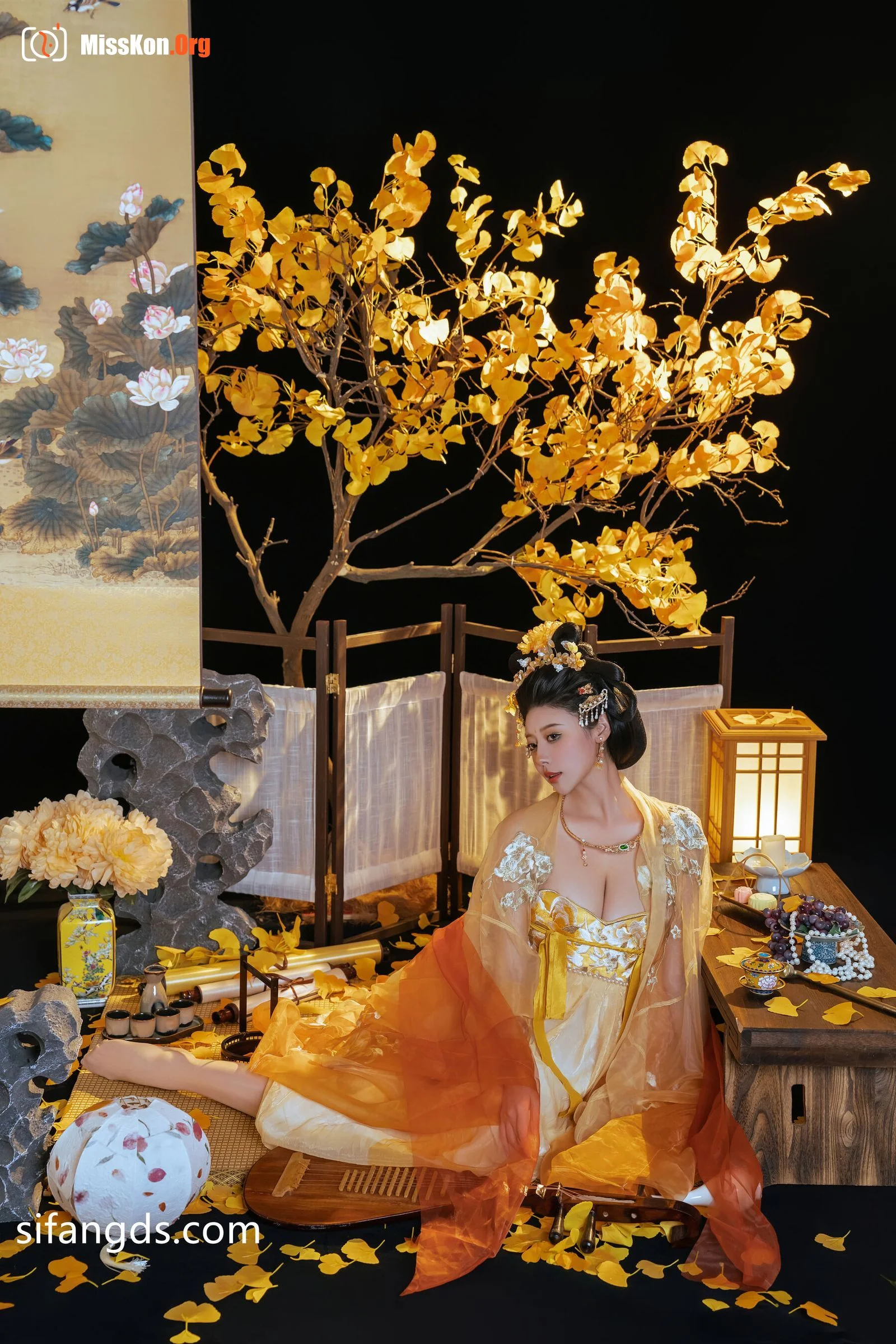 Nahi sauce nice: Gold Letter to the Moon - Photo 18