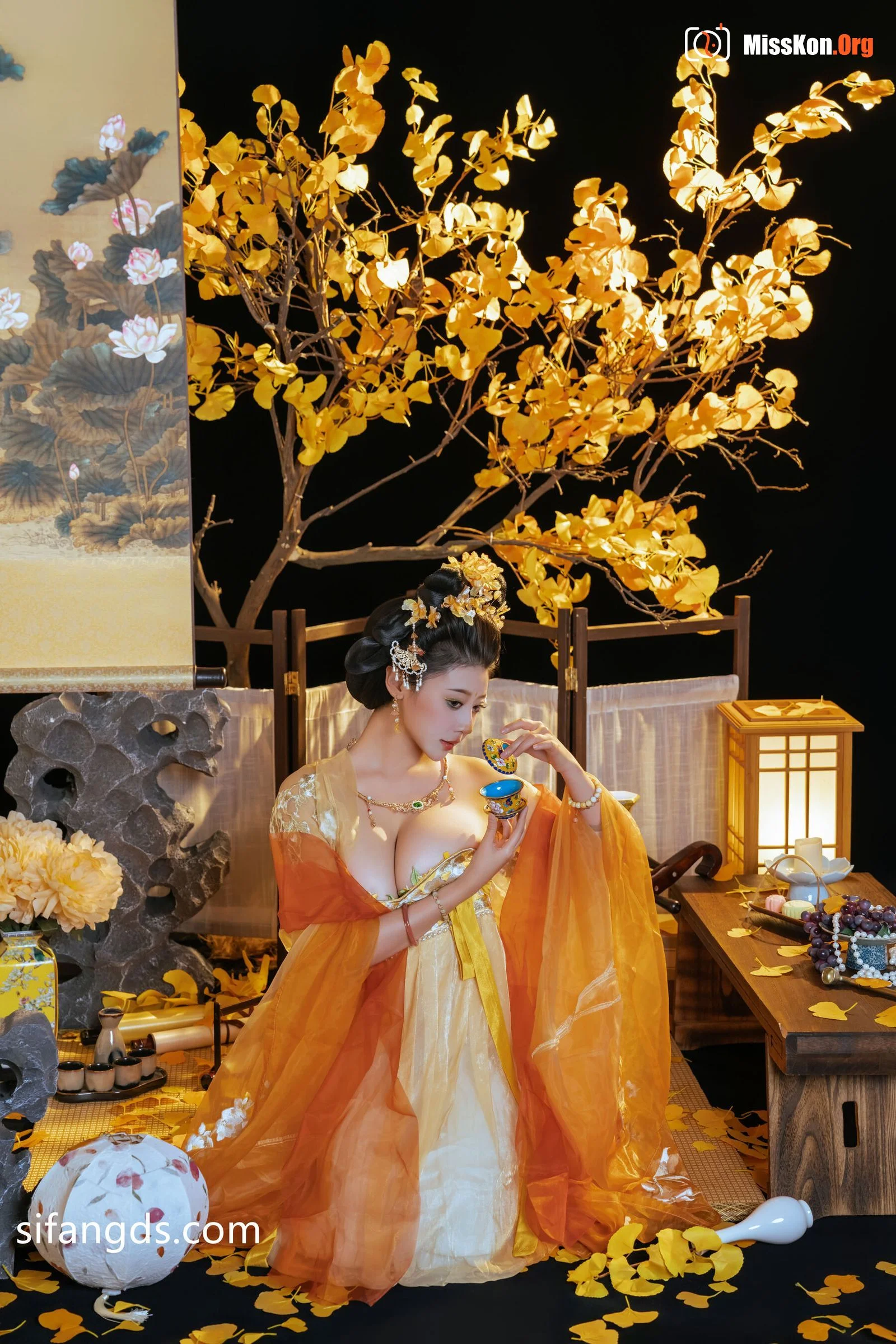Nahi sauce nice: Gold Letter to the Moon - Photo 3