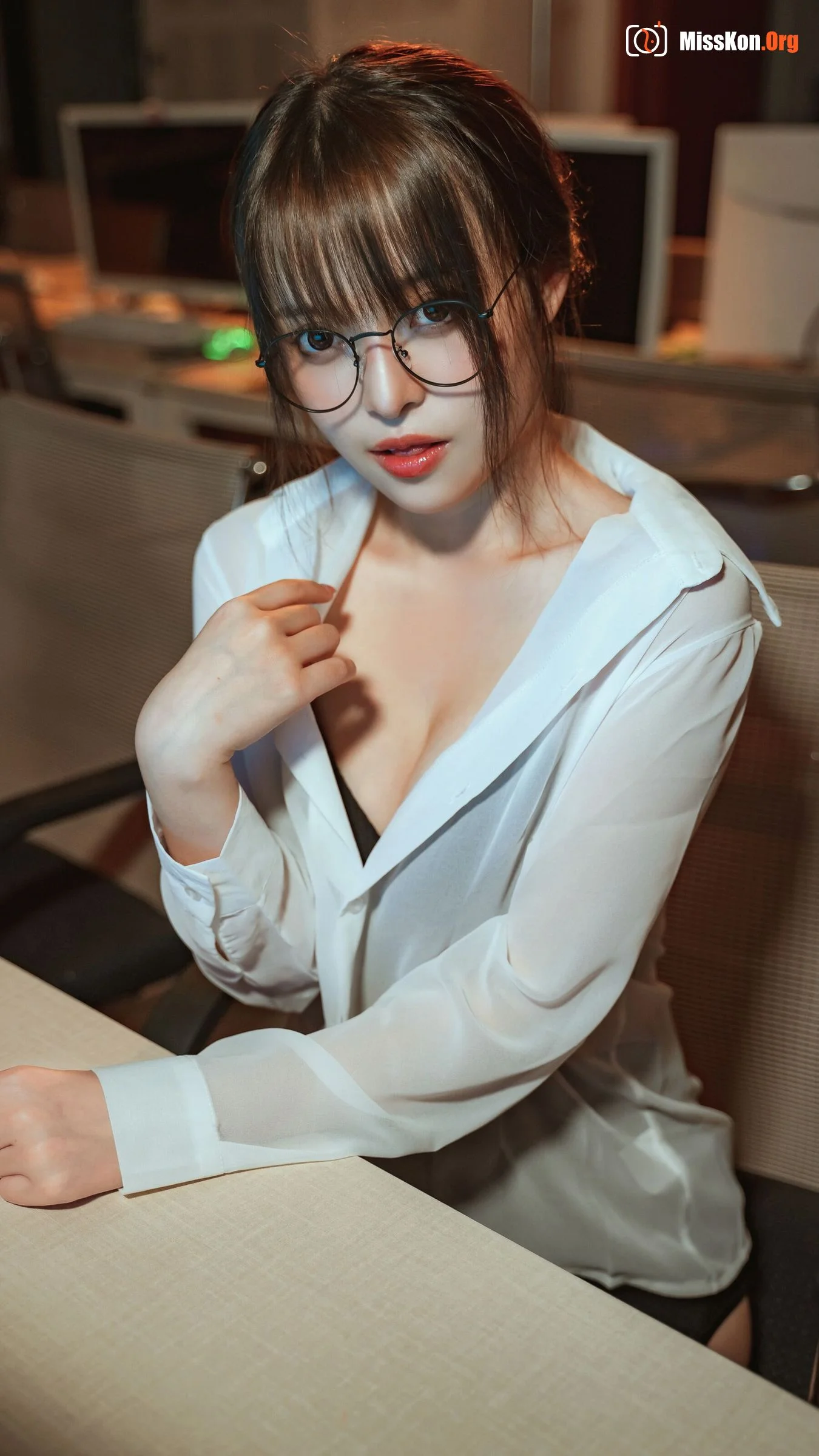 Nainai Rabbit: Office OL Desire Teacher - Photo 7
