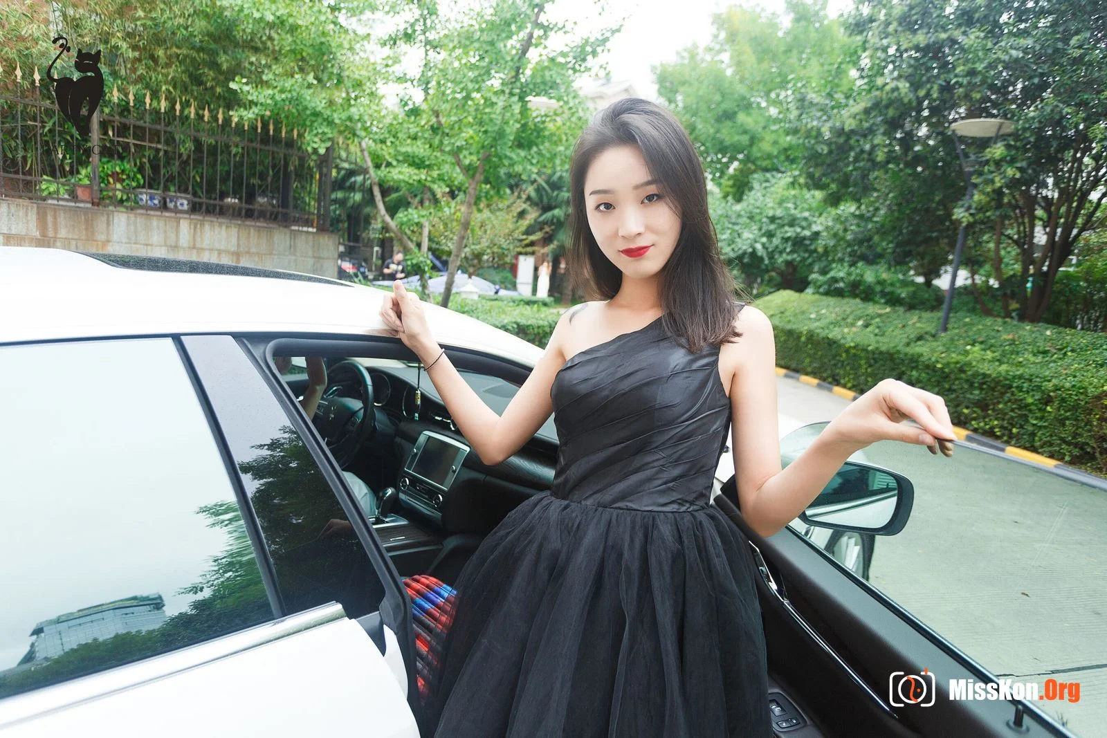 Nan Ge - Photo 6