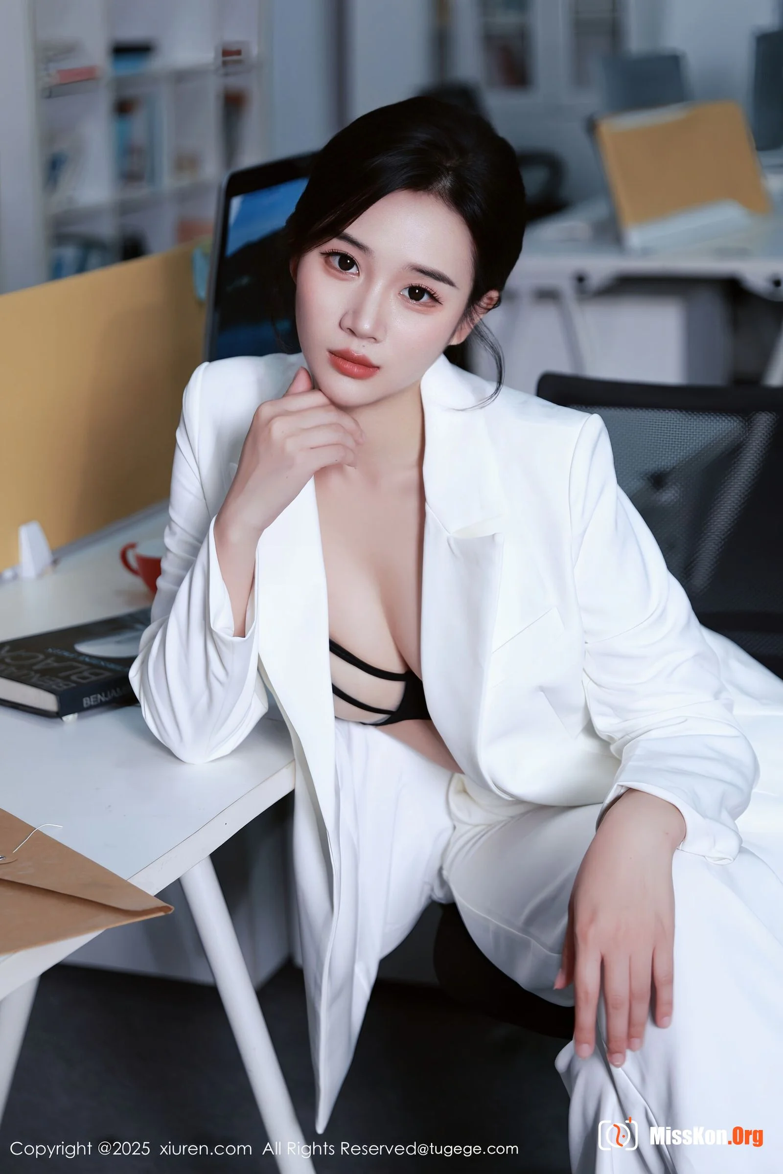 Nan Qiao - Photo 10