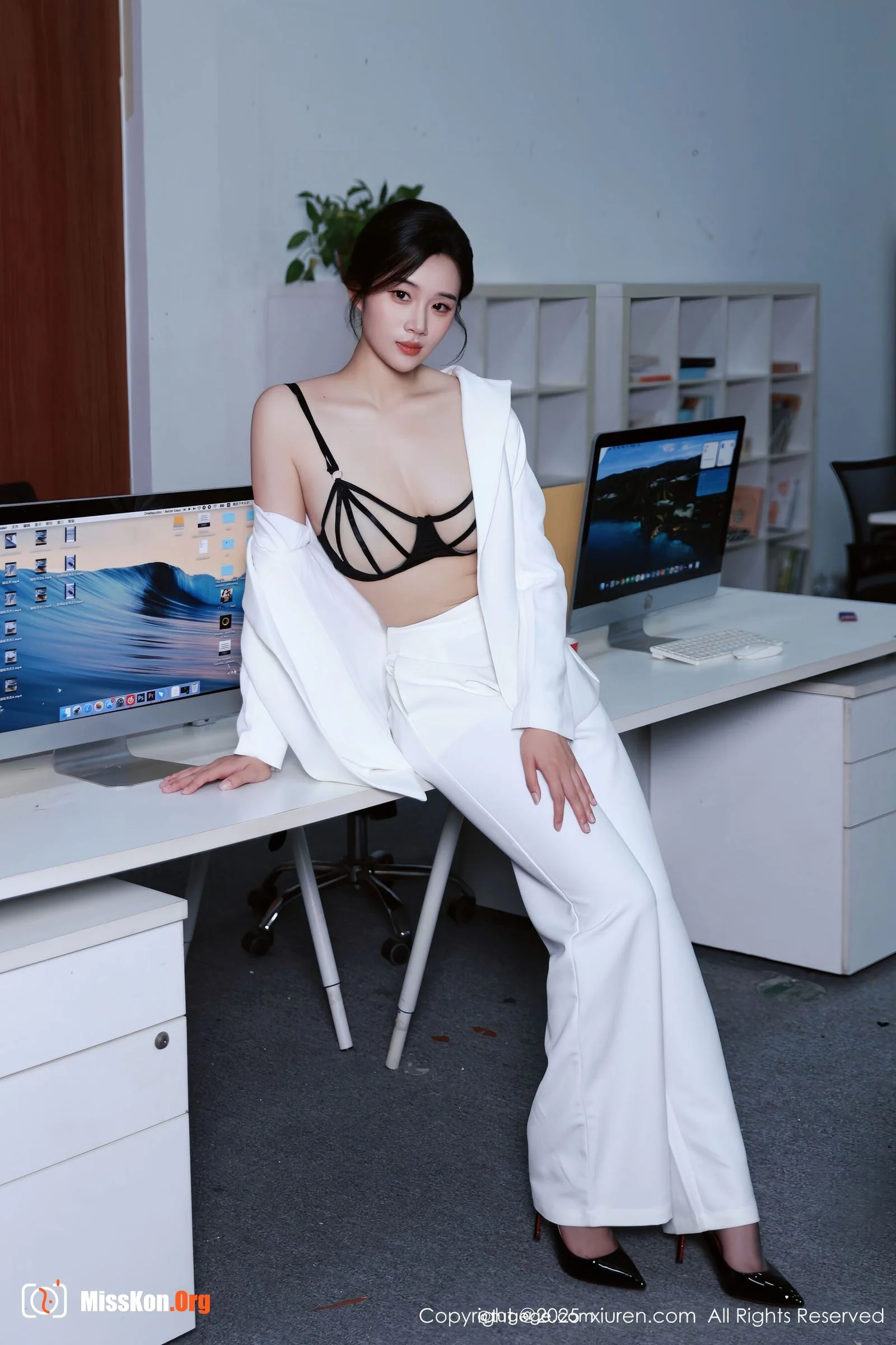 Nan Qiao - Photo 15