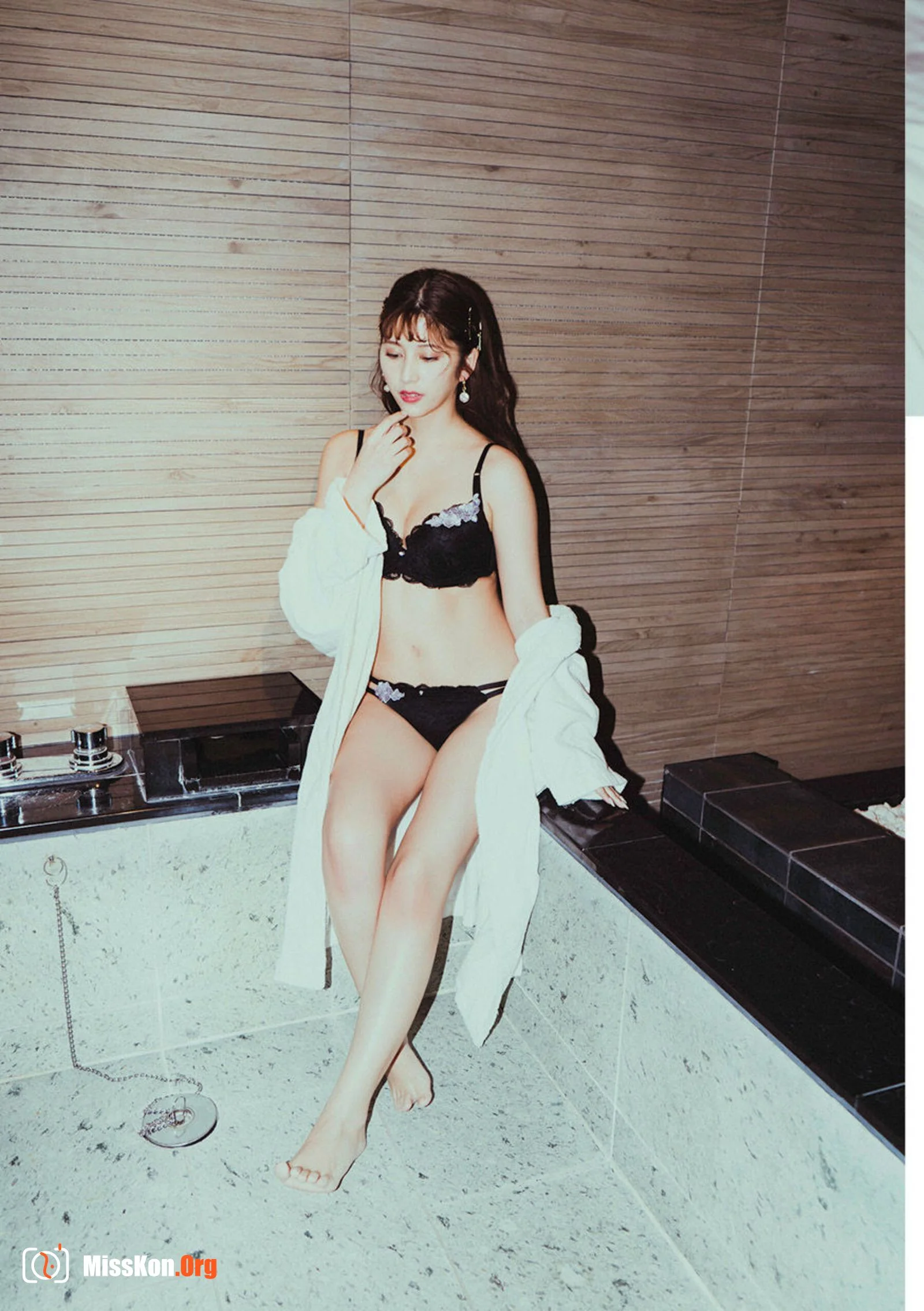 Nanamori Lily - Photo 15