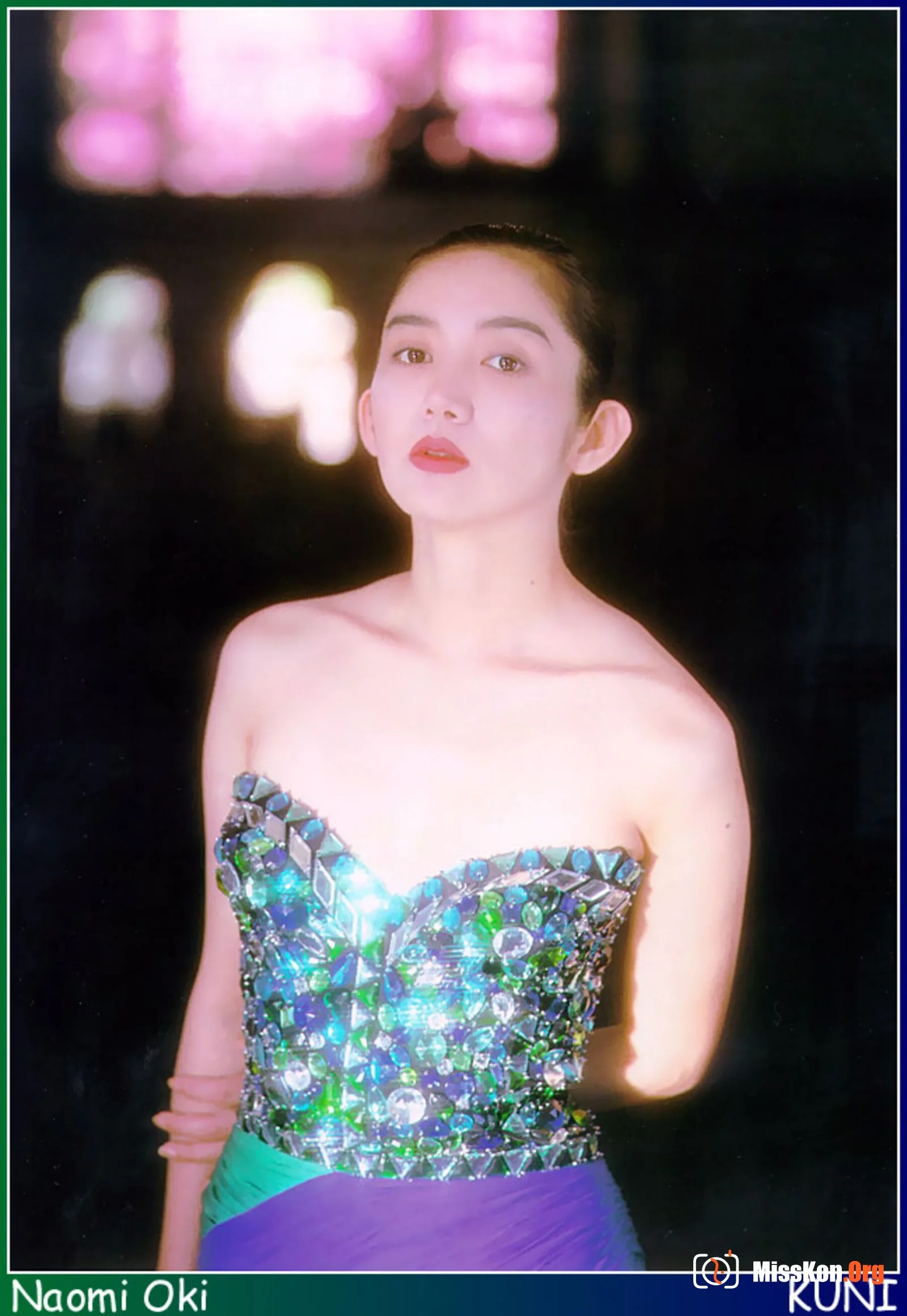 Naomi Oki - Photo 20