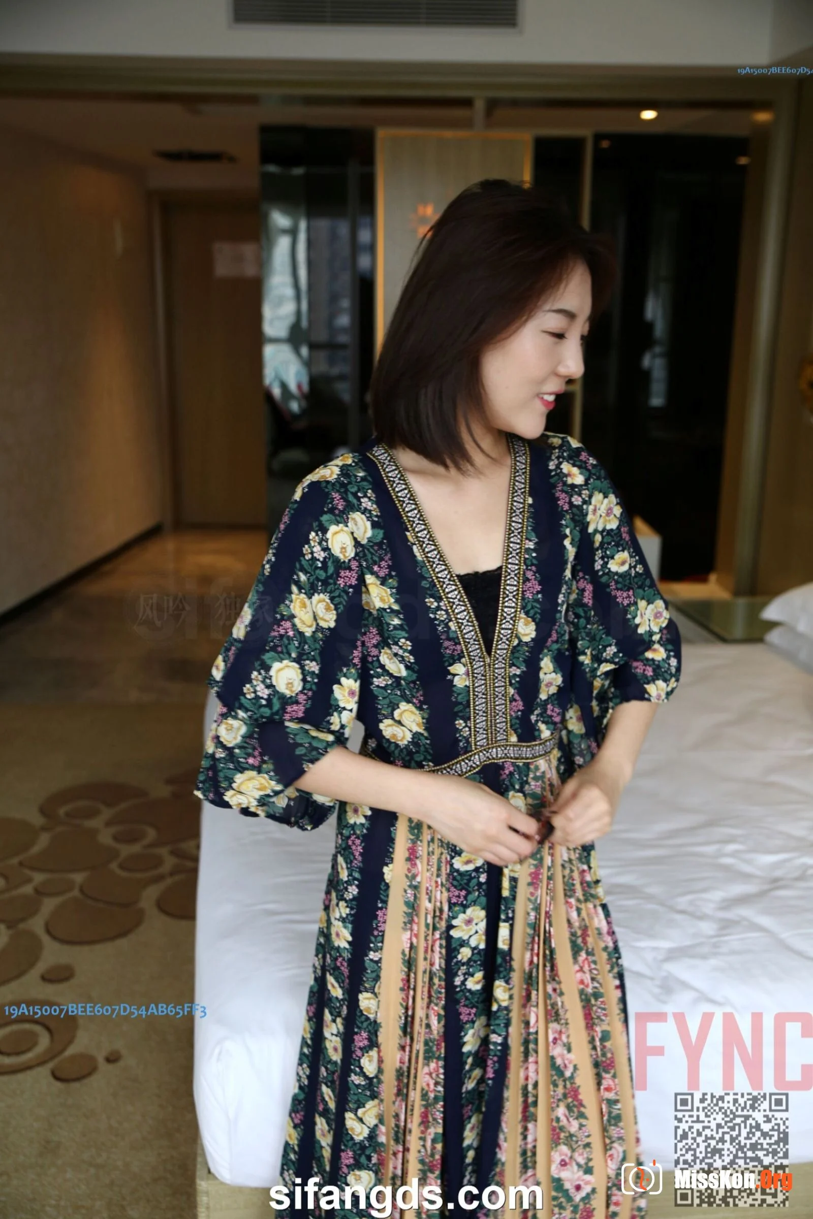 National model Yuanyuan's large-scale human body private photo set (2019-04-06) - Photo 10