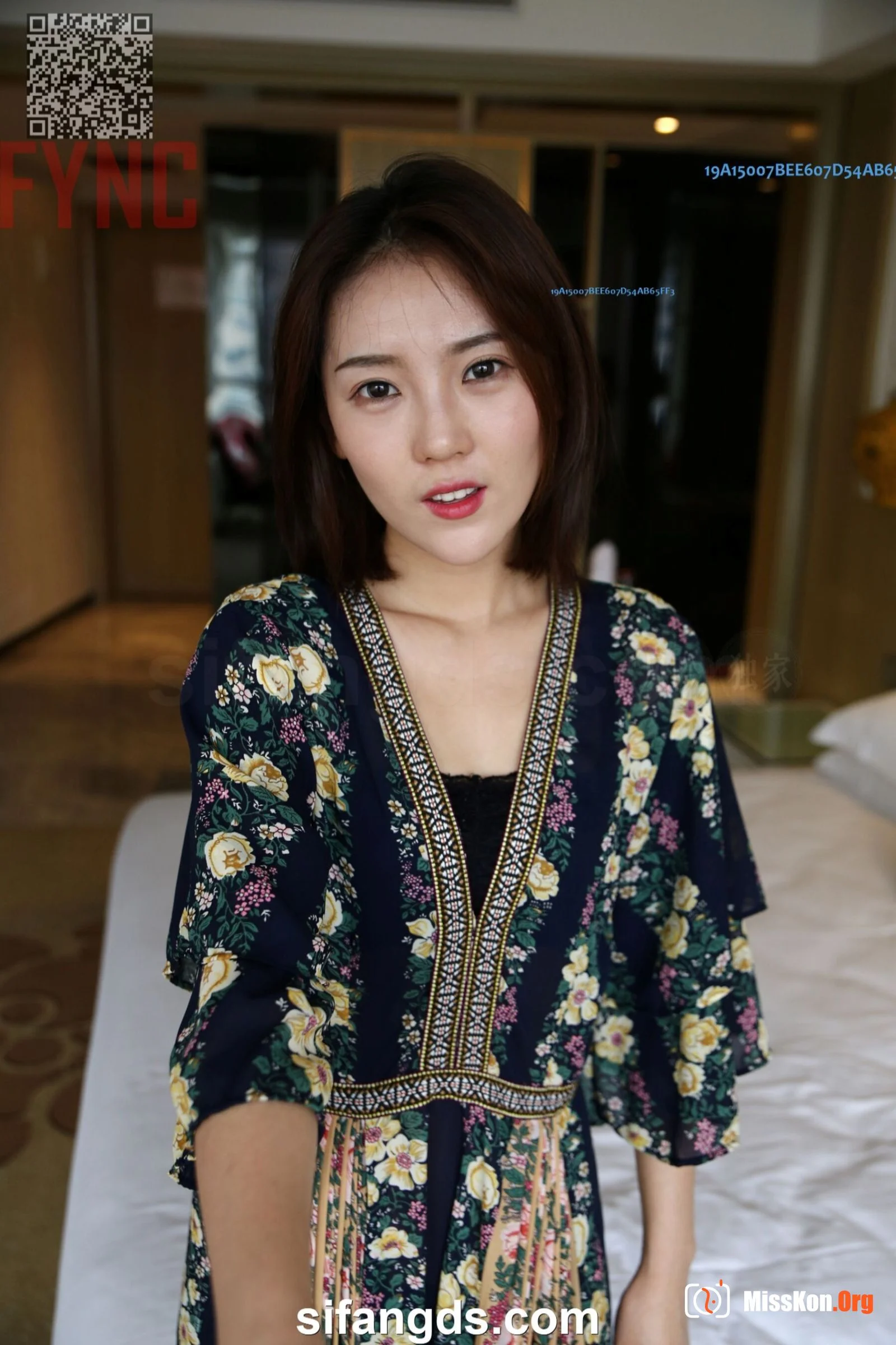 National model Yuanyuan's large-scale human body private photo set (2019-04-06) - Photo 12