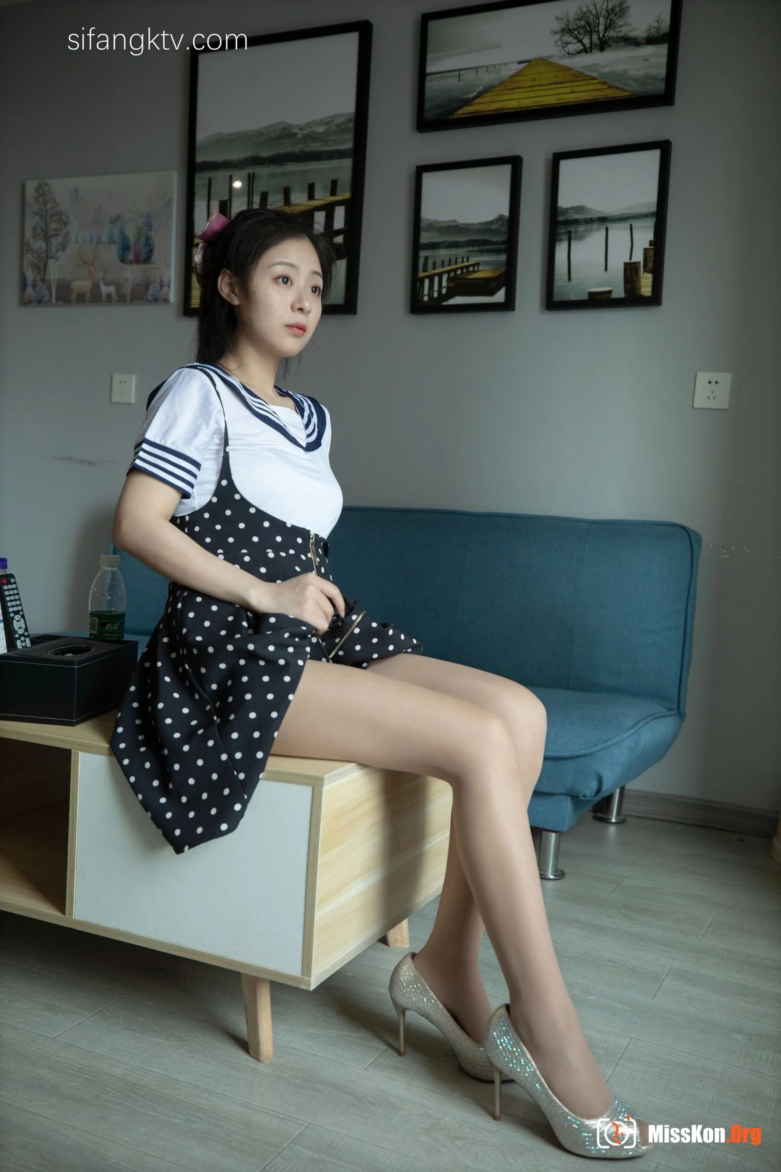 National model Zixin sexy photo set (Mengsi) - Photo 5
