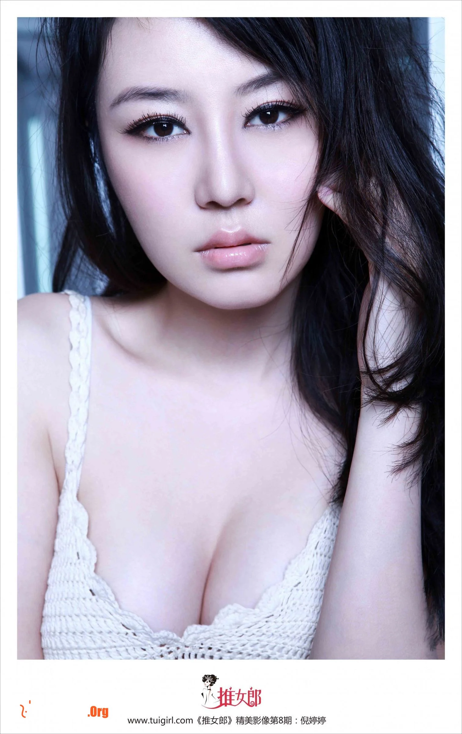 Ni Tingting: model, actress - Photo 11