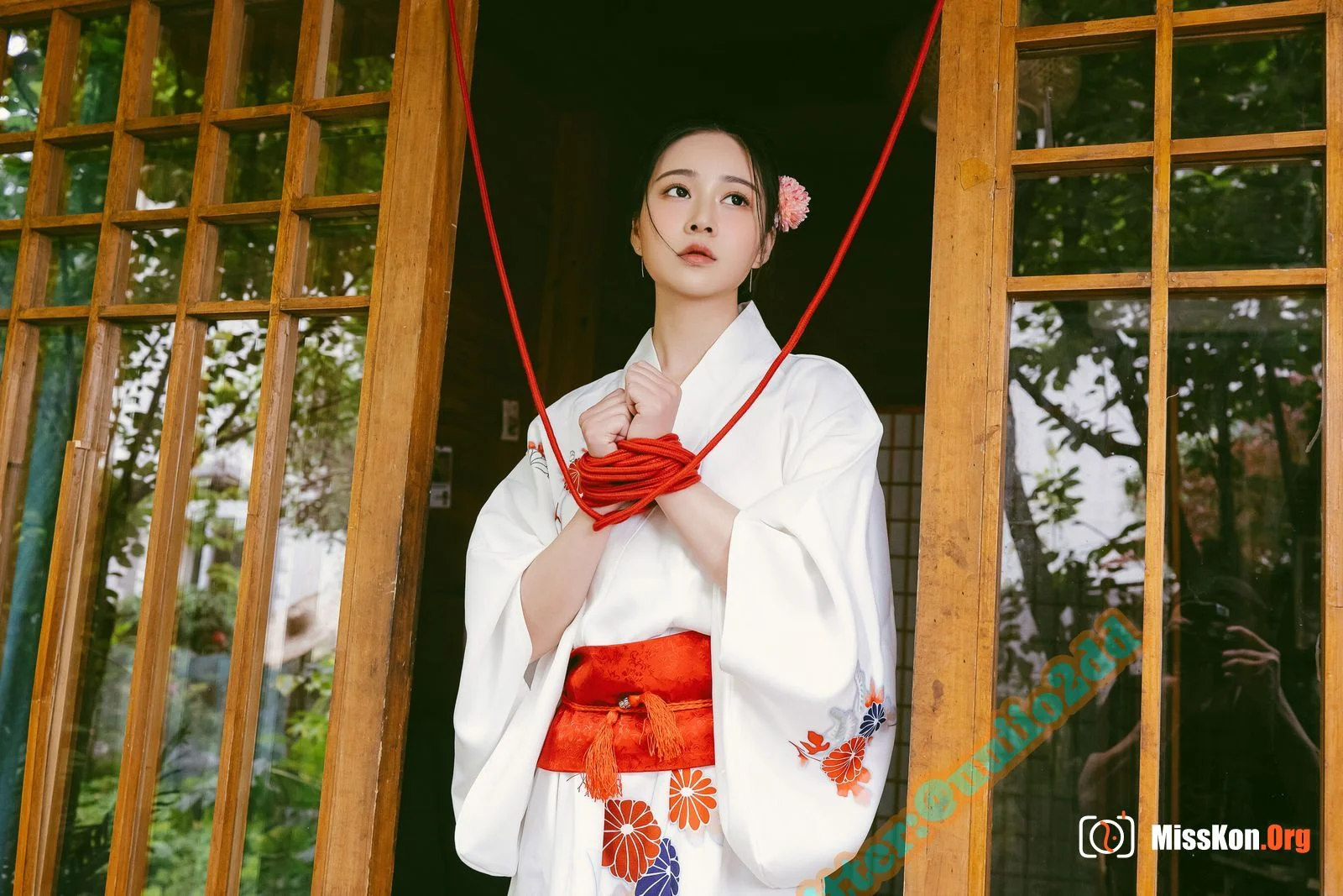 年年《以爱之名》 - 照片 16
