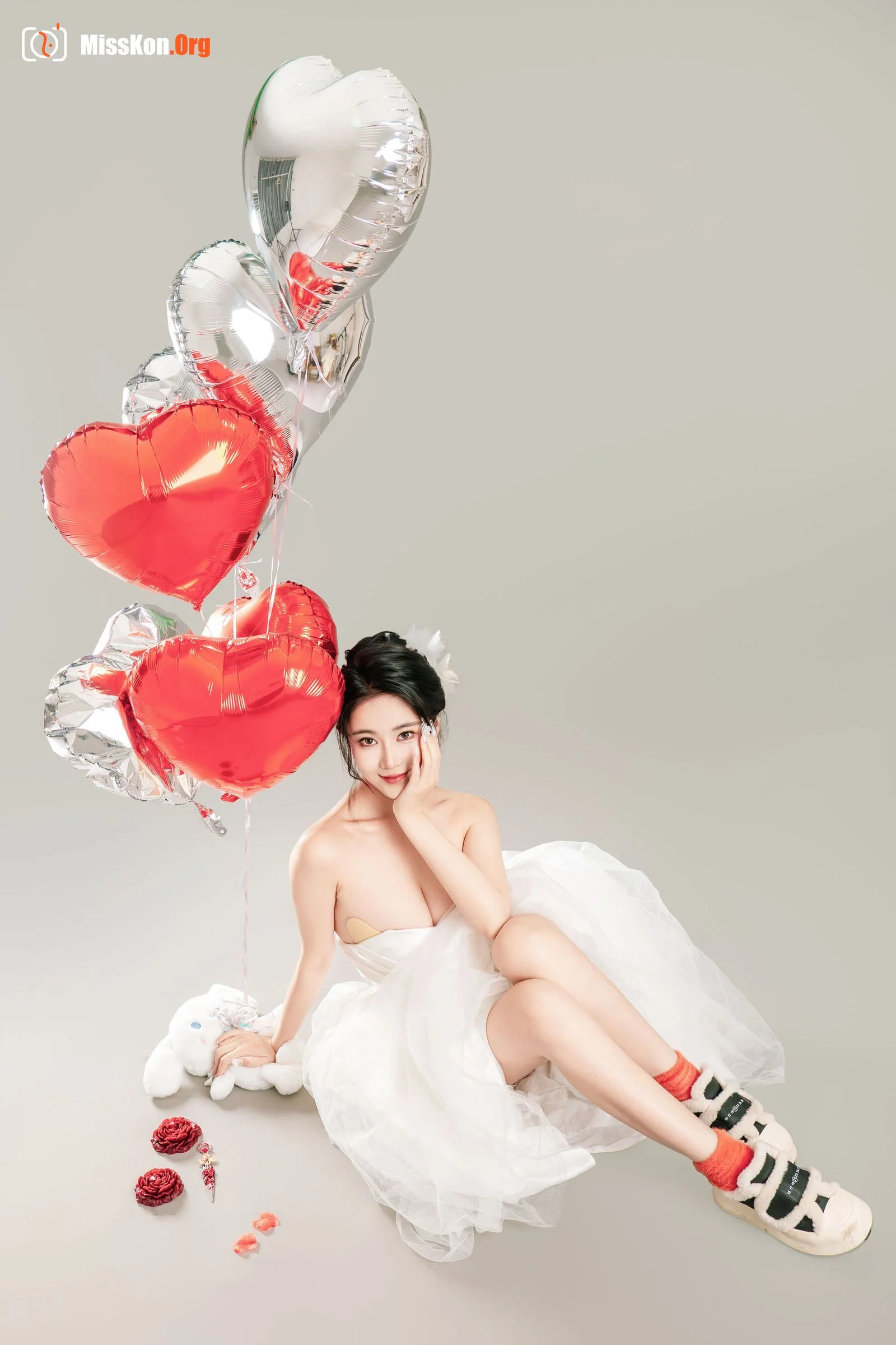 Nian Nian: LOVE Valentine's Day Special - Photo 16