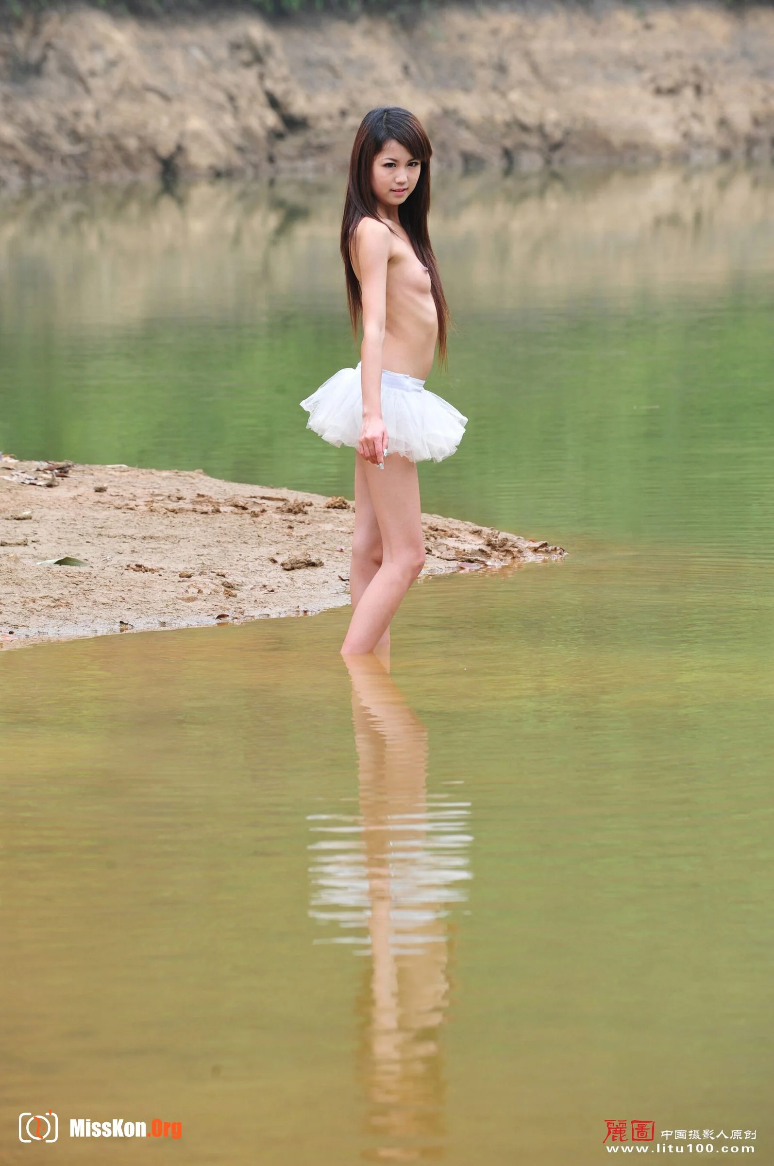 Nina (2011-04-28) - Photo 11