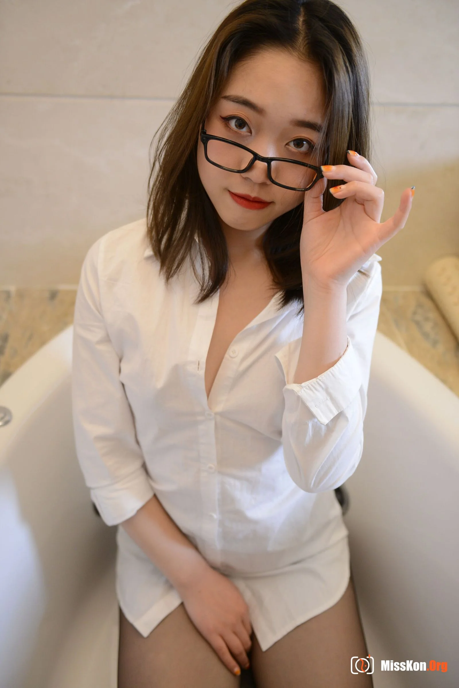 nineteen - Photo 30