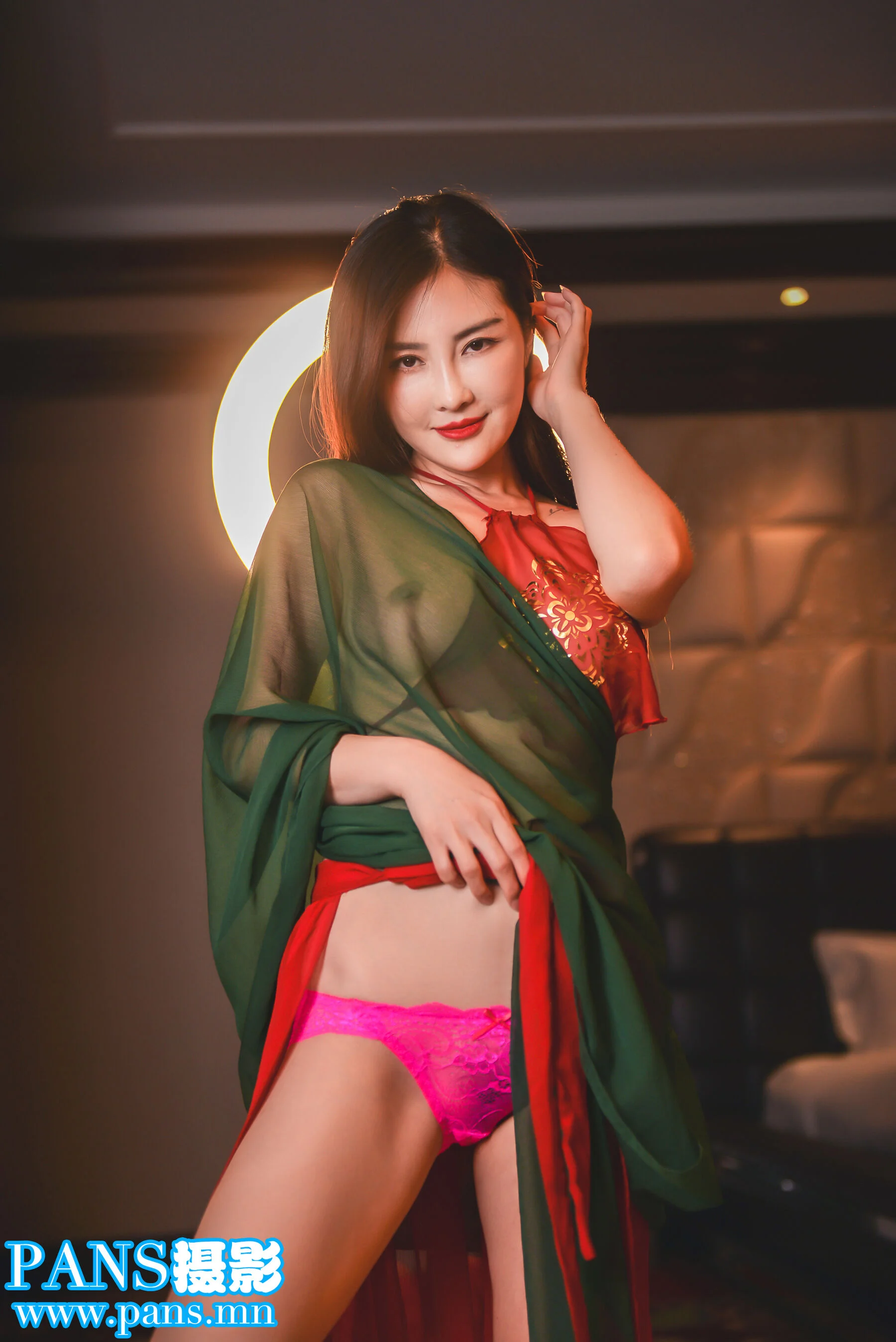 Nuan Nuan