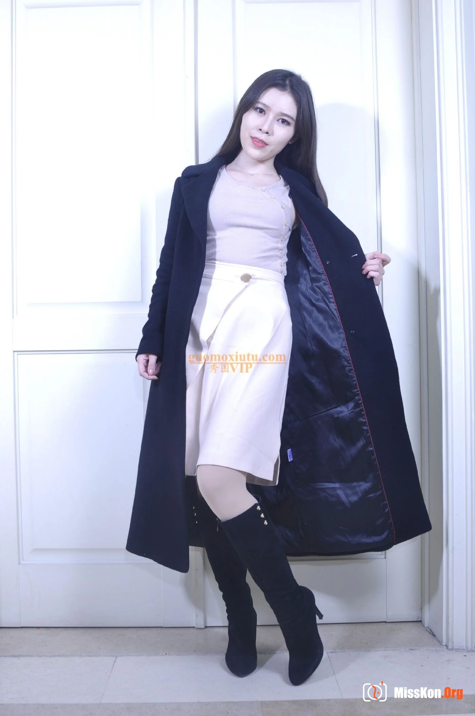 Nude photo set of Chinese model: (2016-12-29) - Photo 14