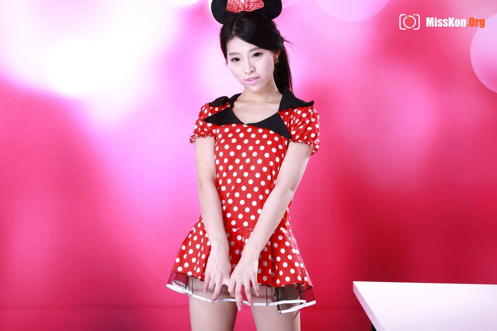 Nude photo set of Chinese model: - Photo 11