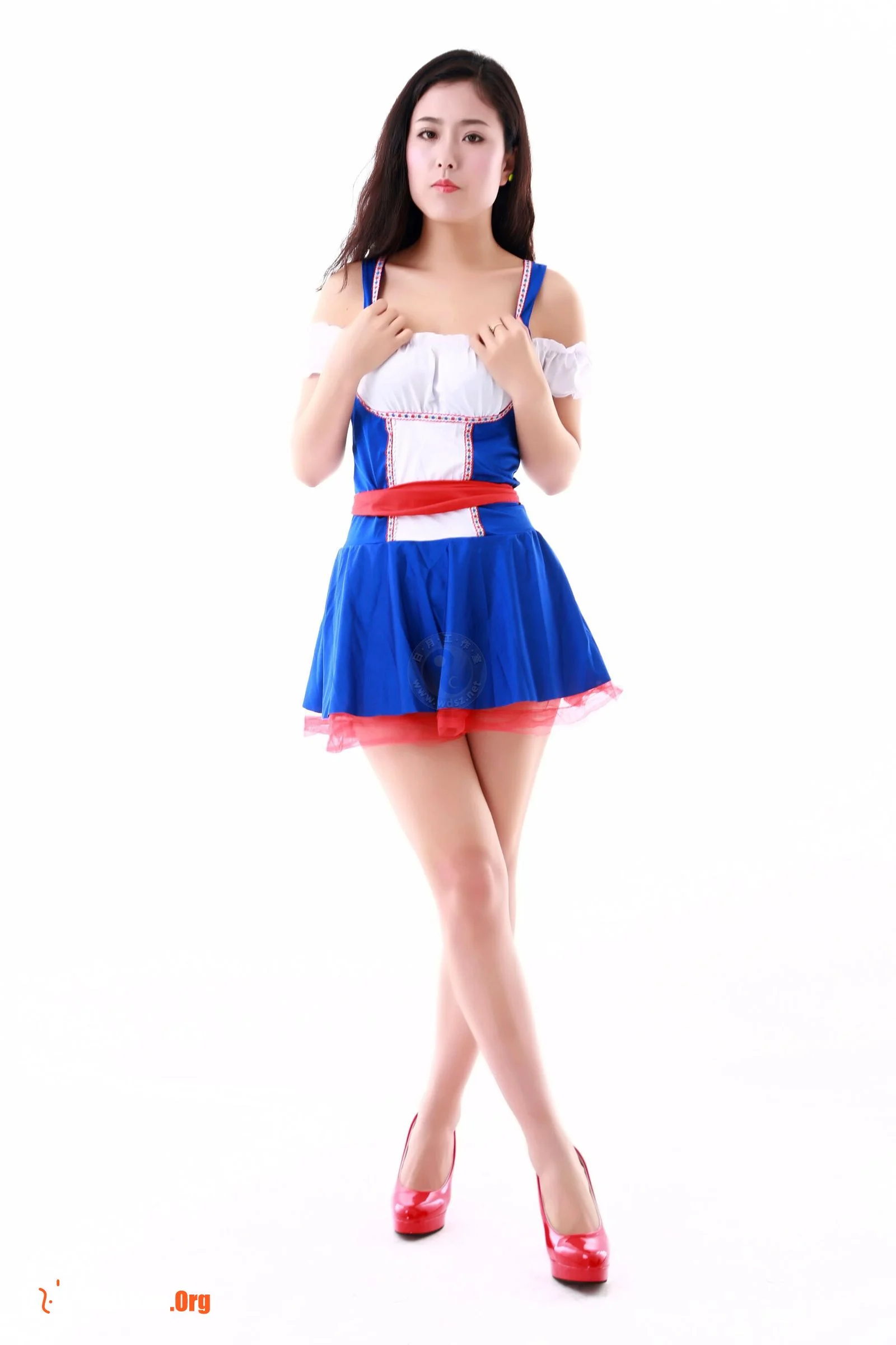 Nude photo set of Chinese model: - Photo 2