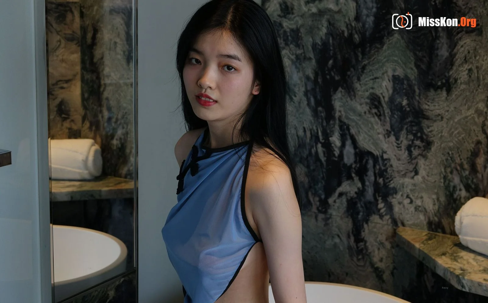 国模香奈儿大尺度人体私拍套图 - 照片 17