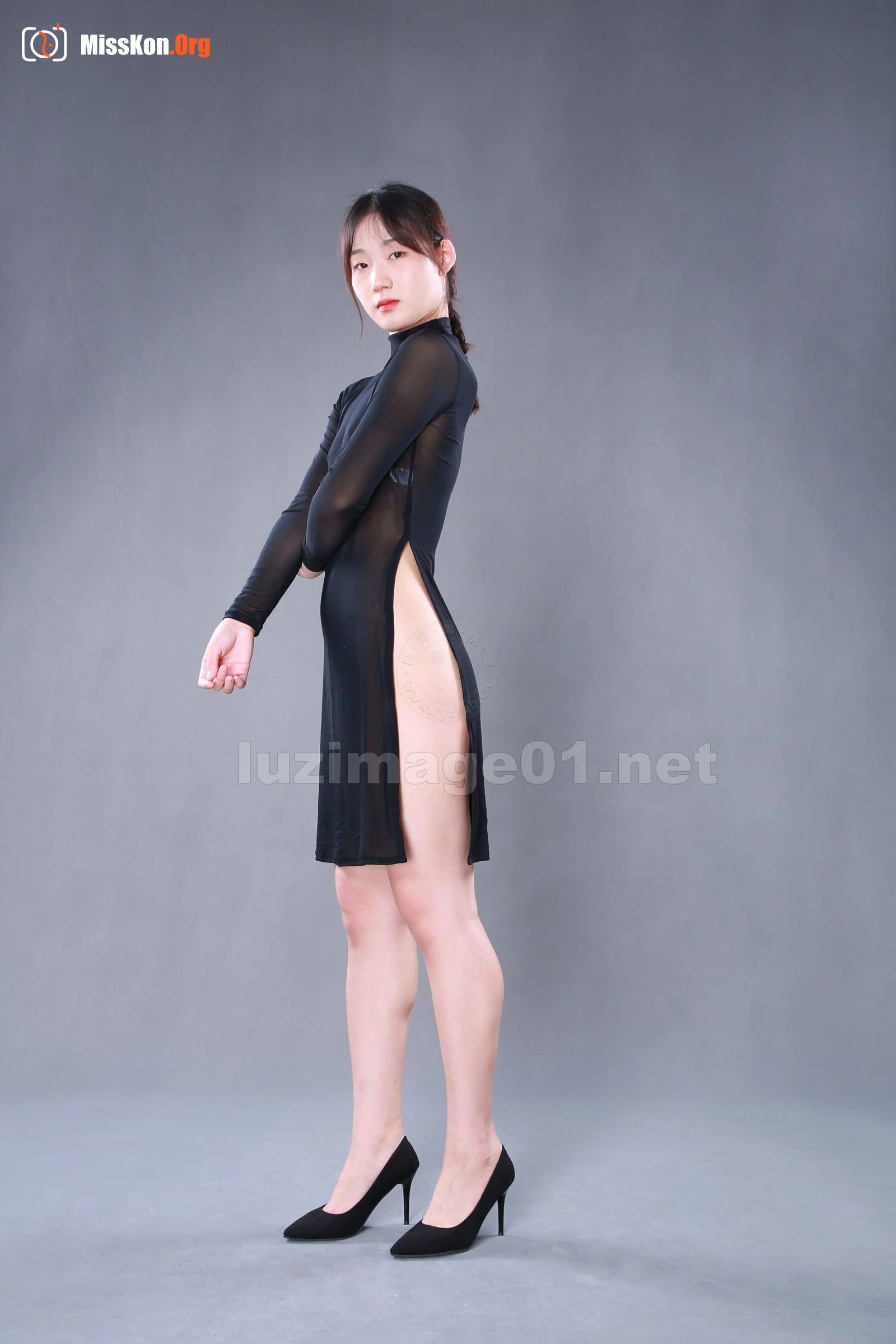 Nude photo set of Chinese model: A Cai - Photo 5
