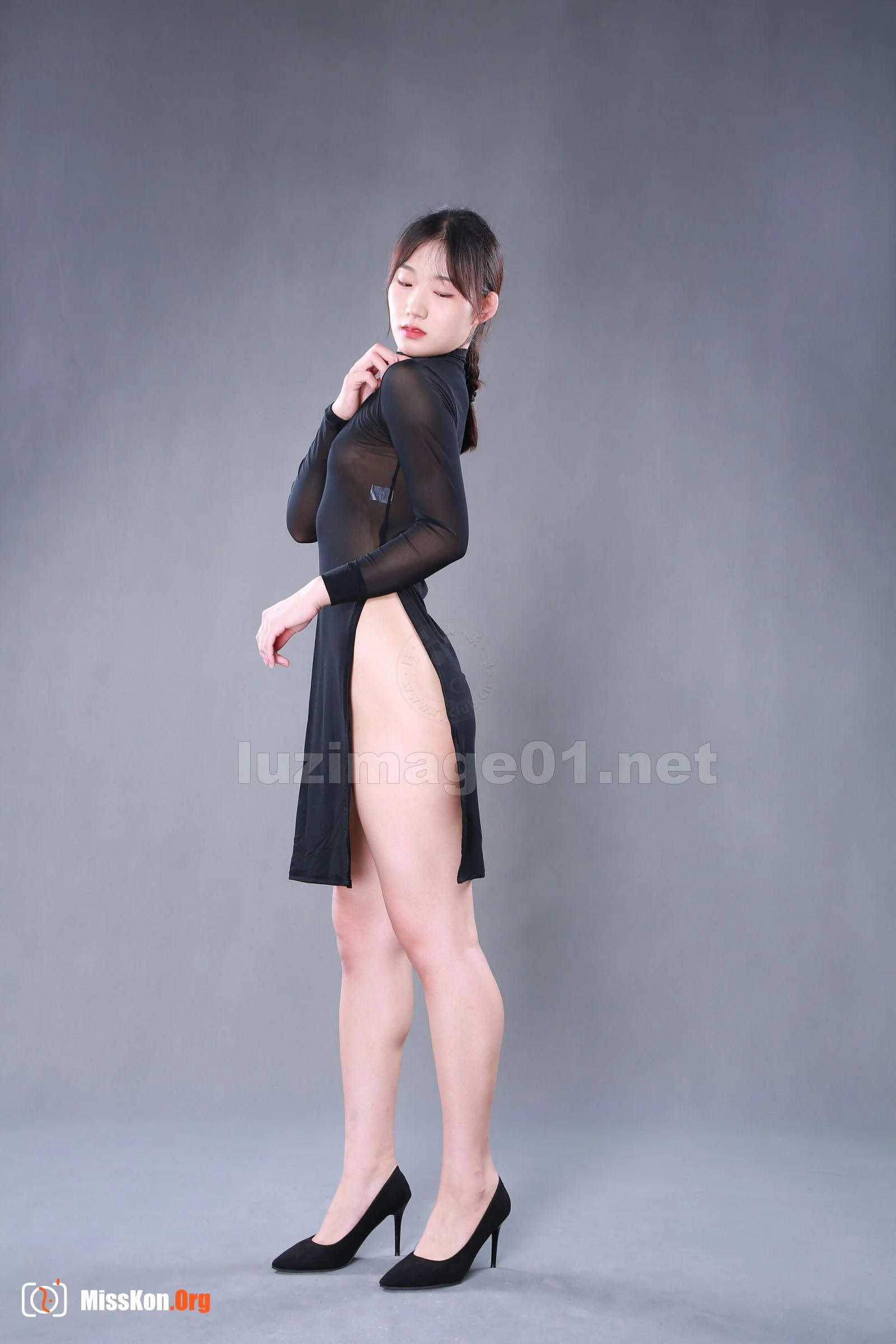 Nude photo set of Chinese model: A Cai - Photo 7