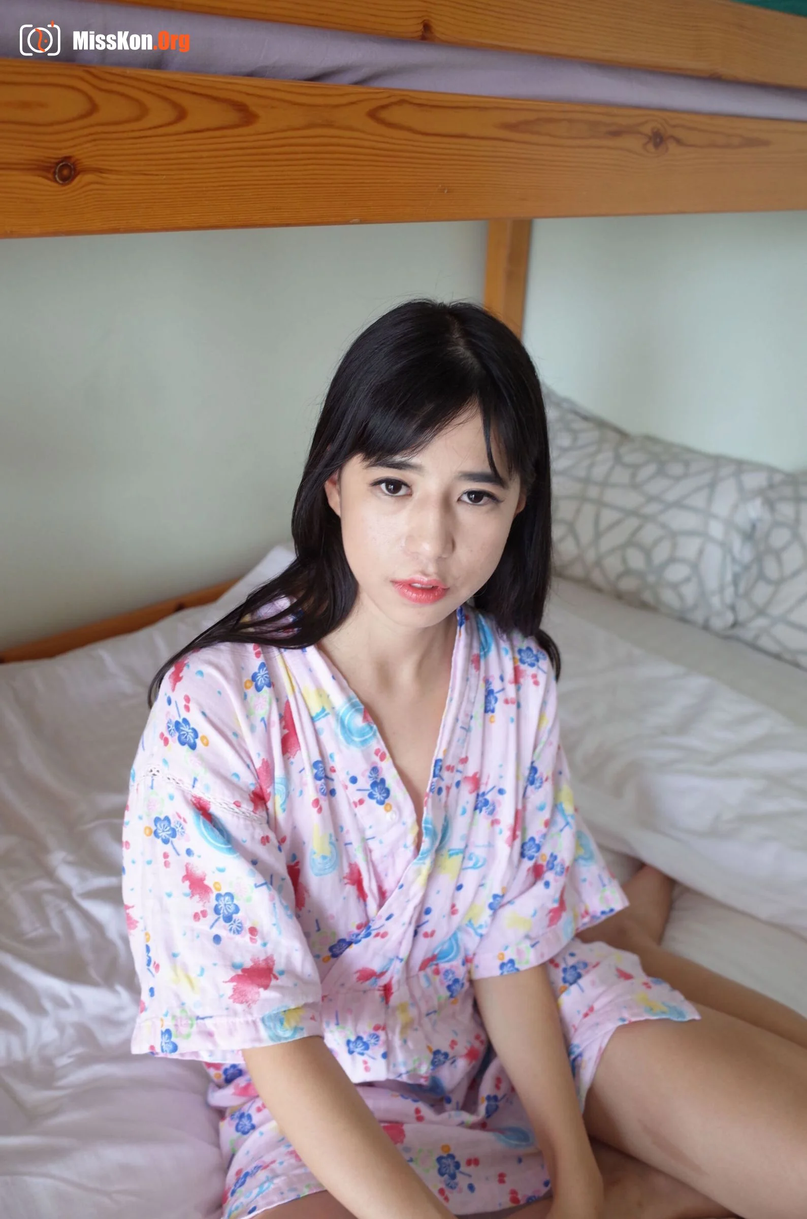 Nude photo set of Chinese model: Ai Li Li - Photo 4