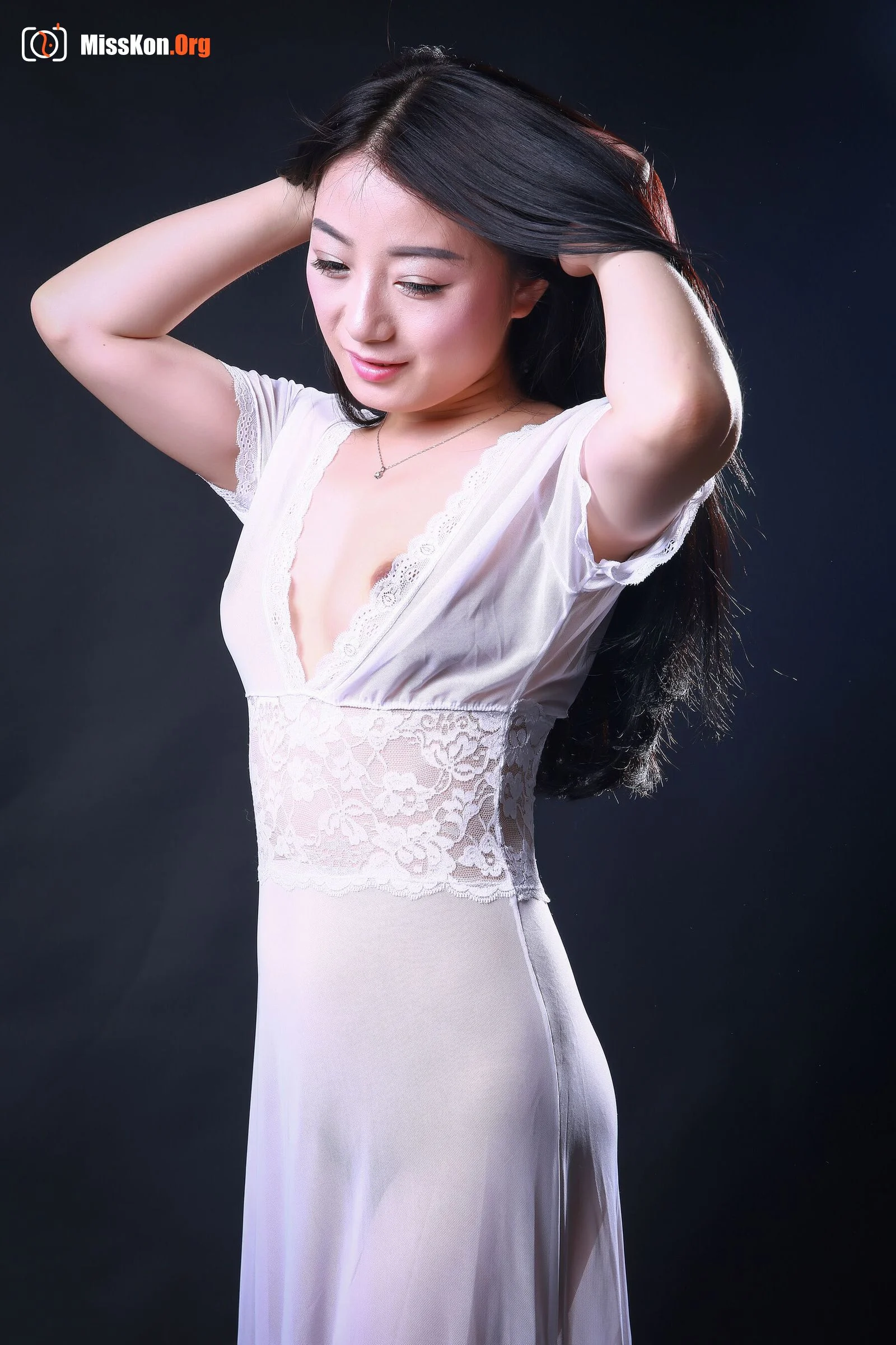 Nude photo set of Chinese model: Arjun - Photo 3