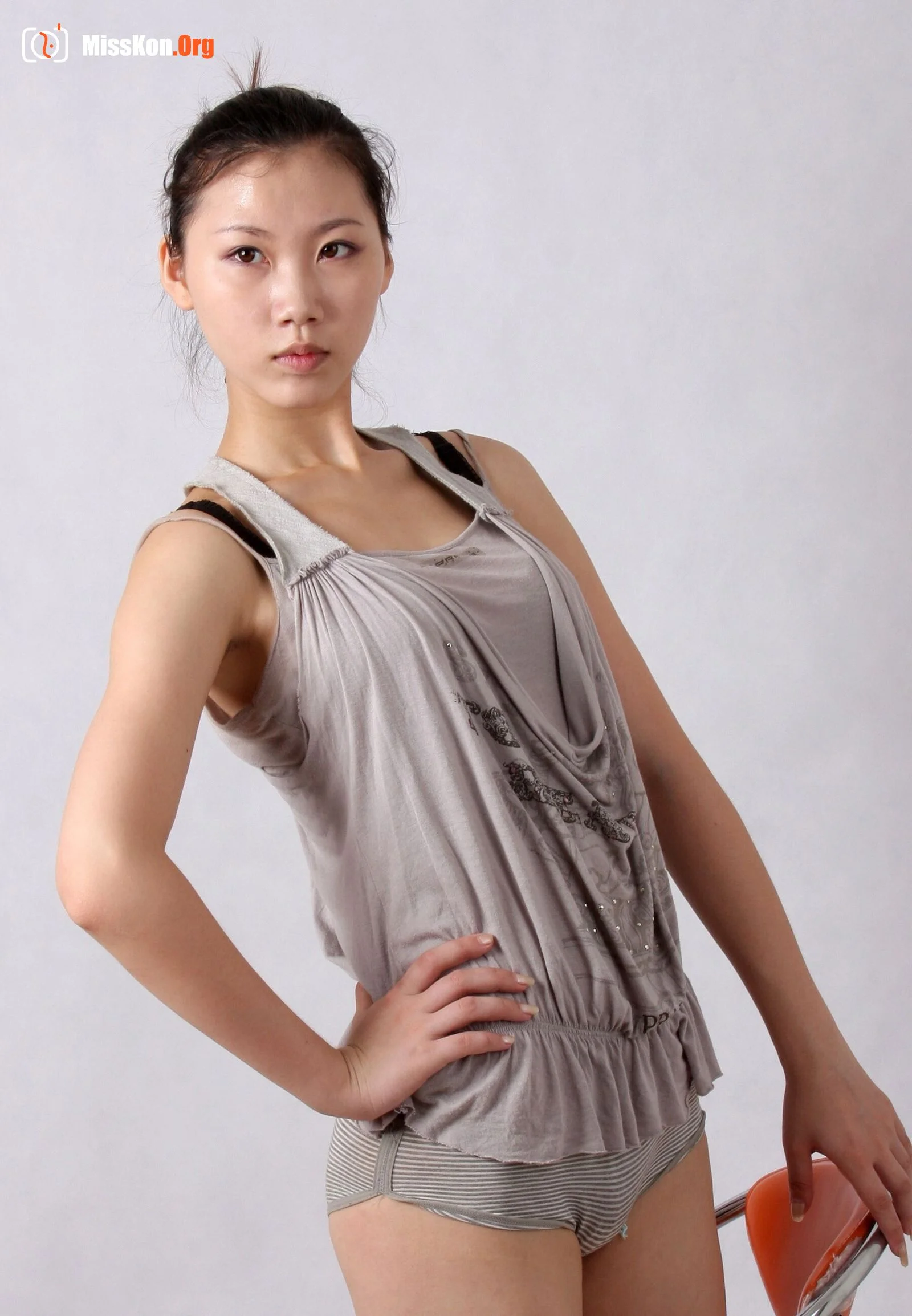 Nude photo set of Chinese model: Beads (2009-06-14) - Photo 12