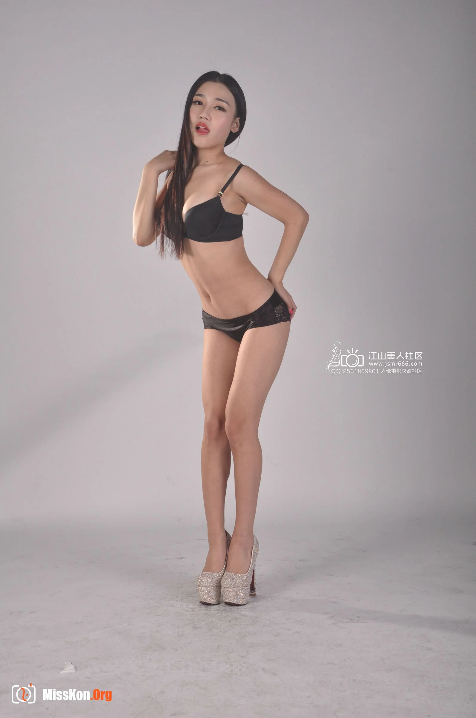 Nude photo set of Chinese model: Bing Lan (2015-01-27) - Photo 14