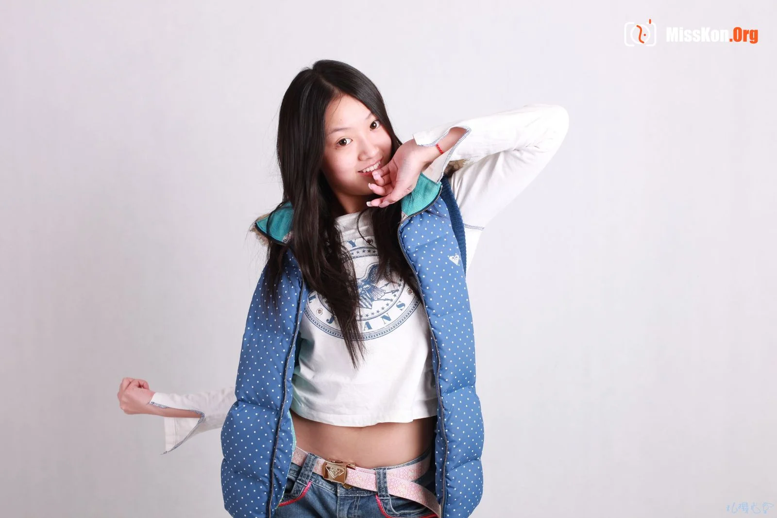 Nude photo set of Chinese model: Bingbing (2010-03-02) - Photo 16