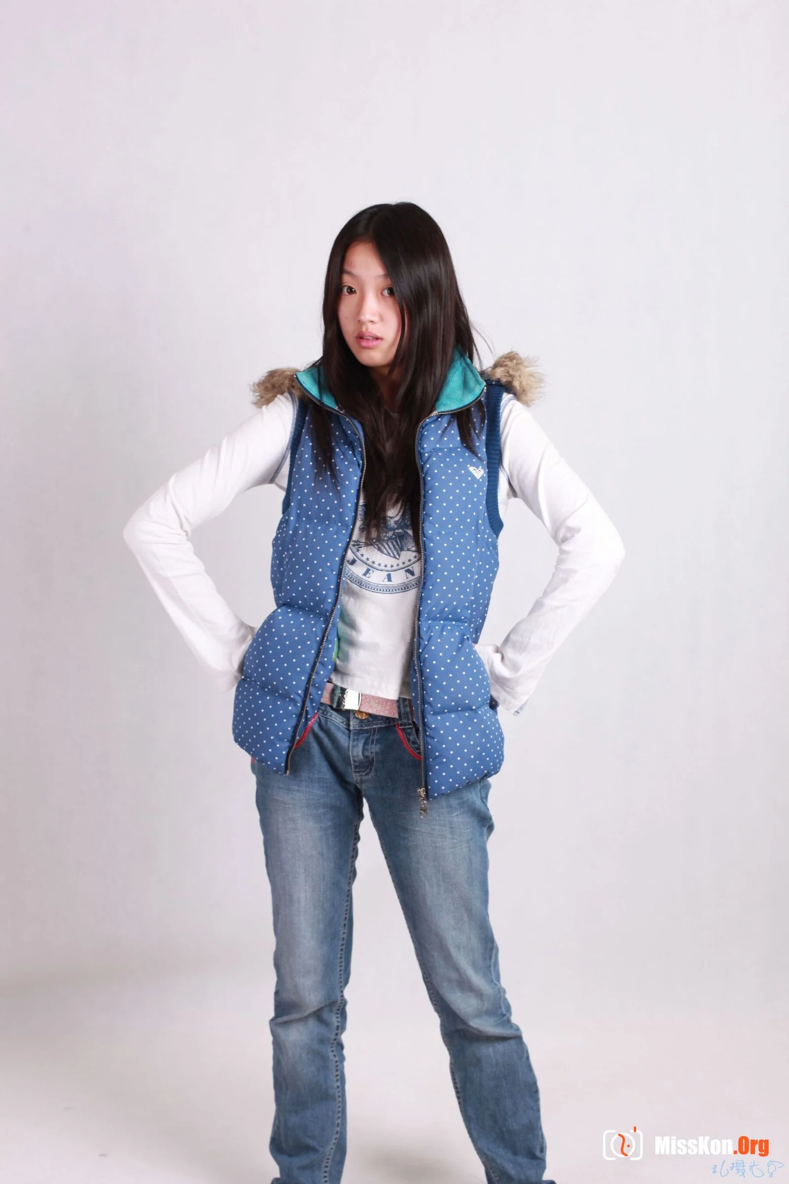 Nude photo set of Chinese model: Bingbing (2010-03-02) - Photo 2