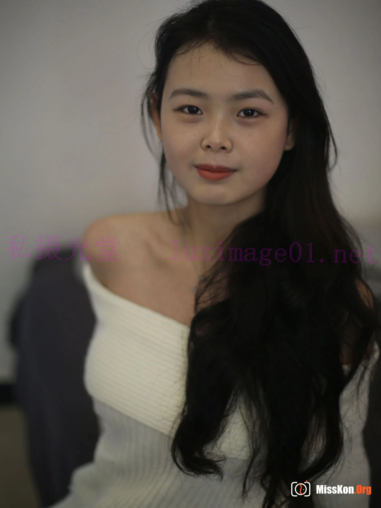 Nude photo set of Chinese model: Blossoming (2022-01-09) - Photo 3