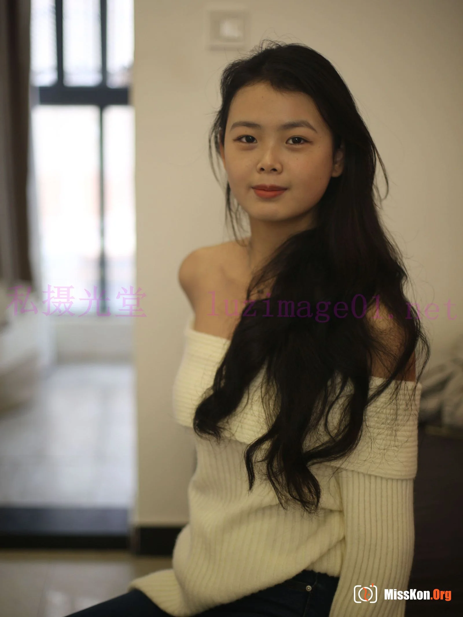 Nude photo set of Chinese model: Blossoming (2022-01-09) - Photo 5