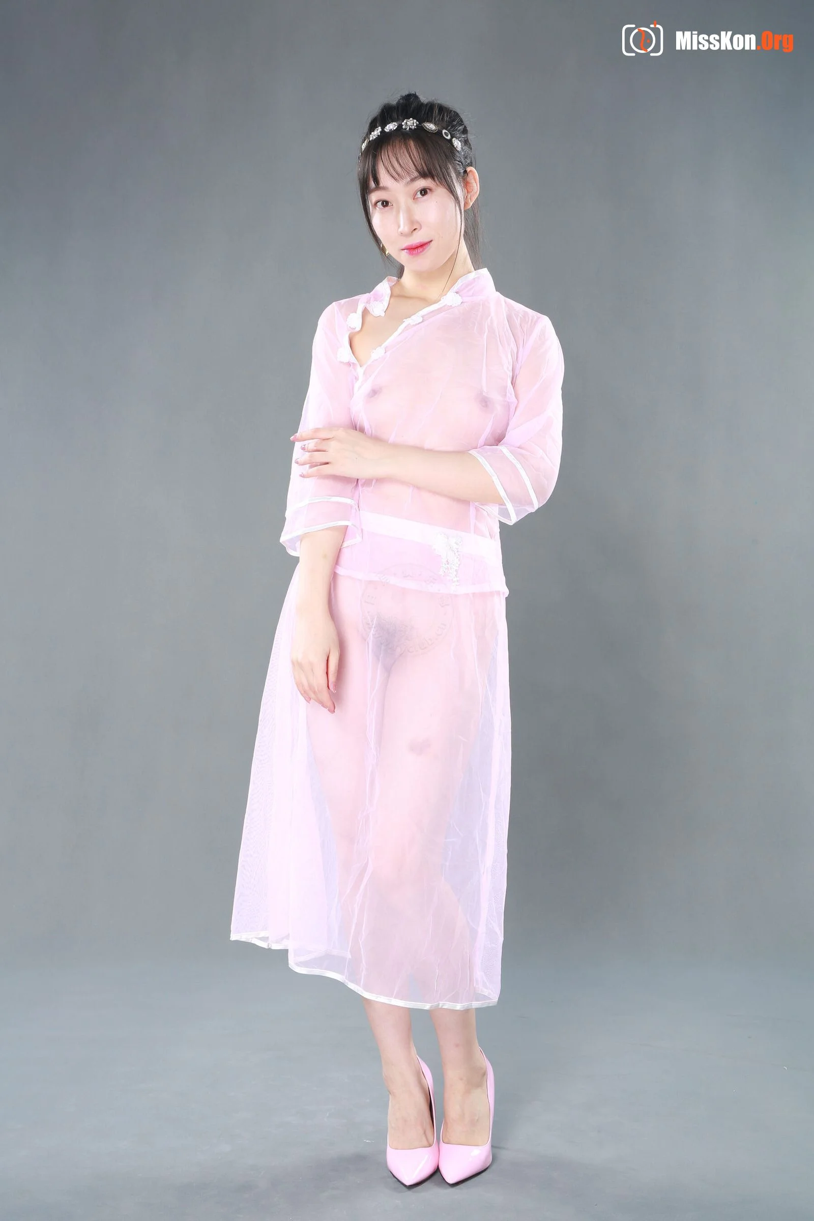 Nude photo set of Chinese model: Bunny - Photo 13