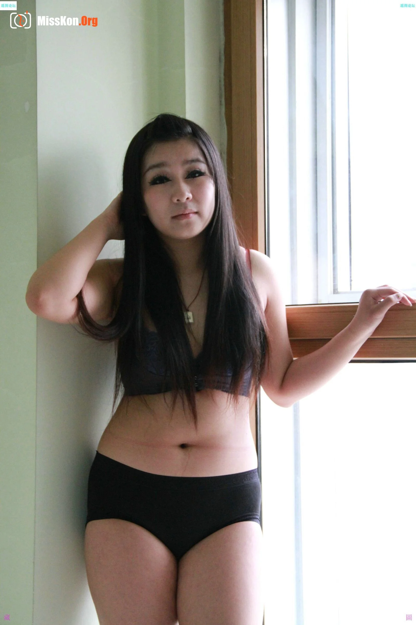 Nude photo set of Chinese model: Clear autumn (2012-05-04) - Photo 5