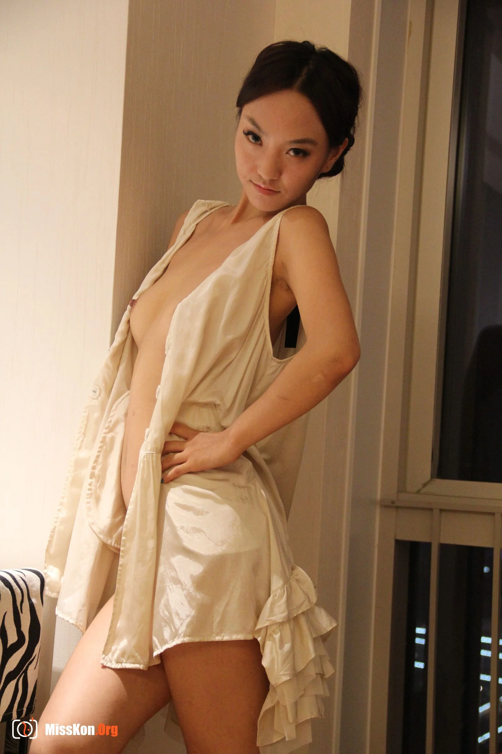 Nude photo set of Chinese model: Dai Lin (2010-08-06) - Photo 17