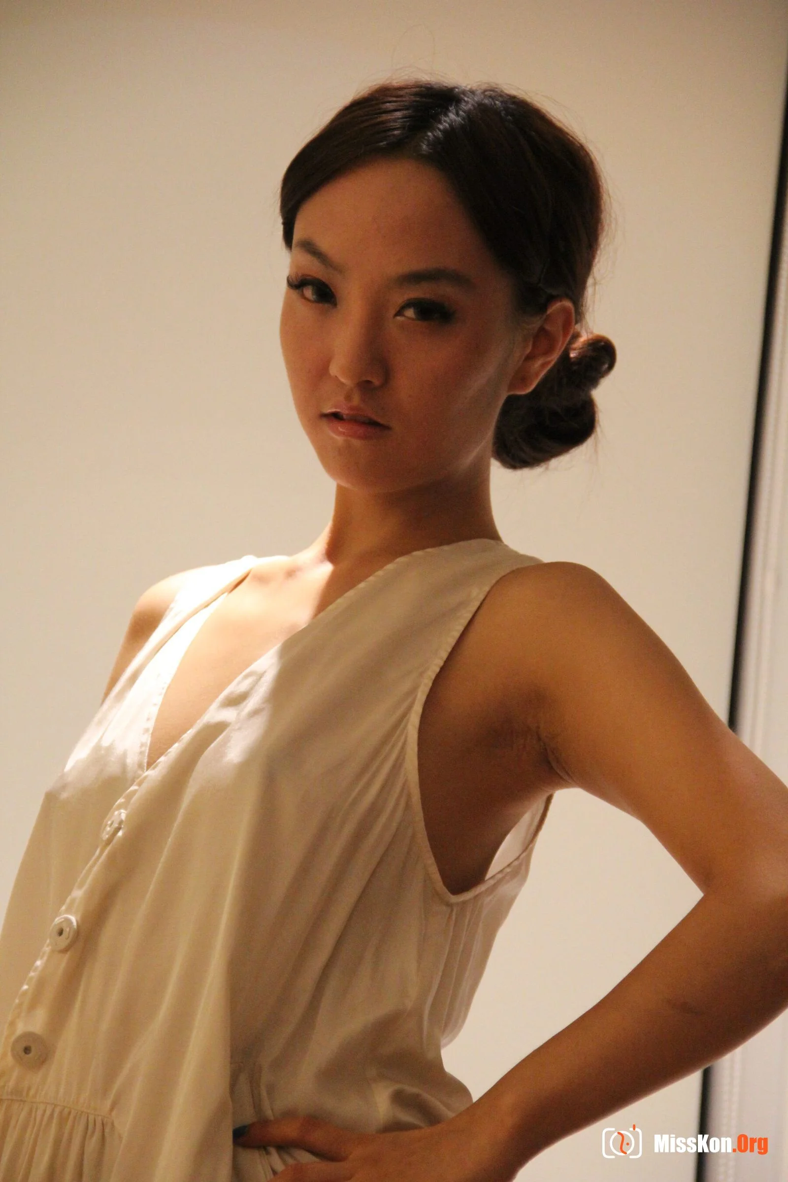 Nude photo set of Chinese model: Dai Lin (2010-08-06) - Photo 2