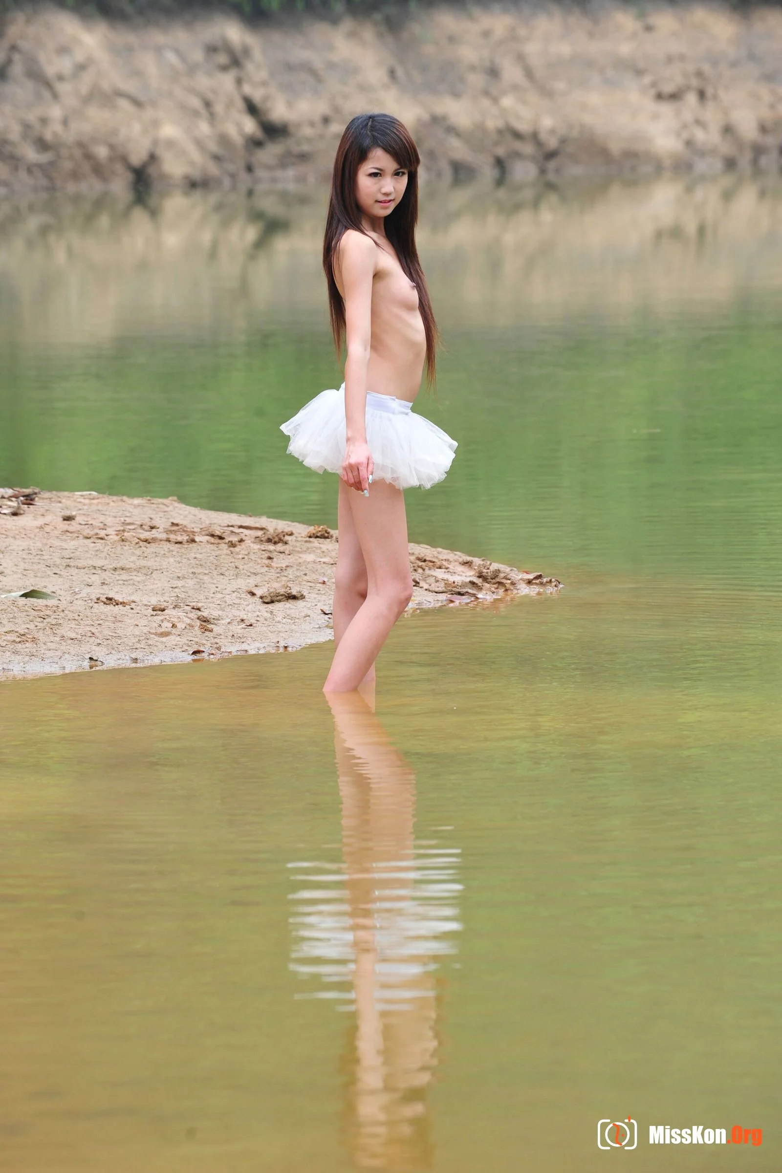 Nude photo set of Chinese model: Dan Na - Photo 10