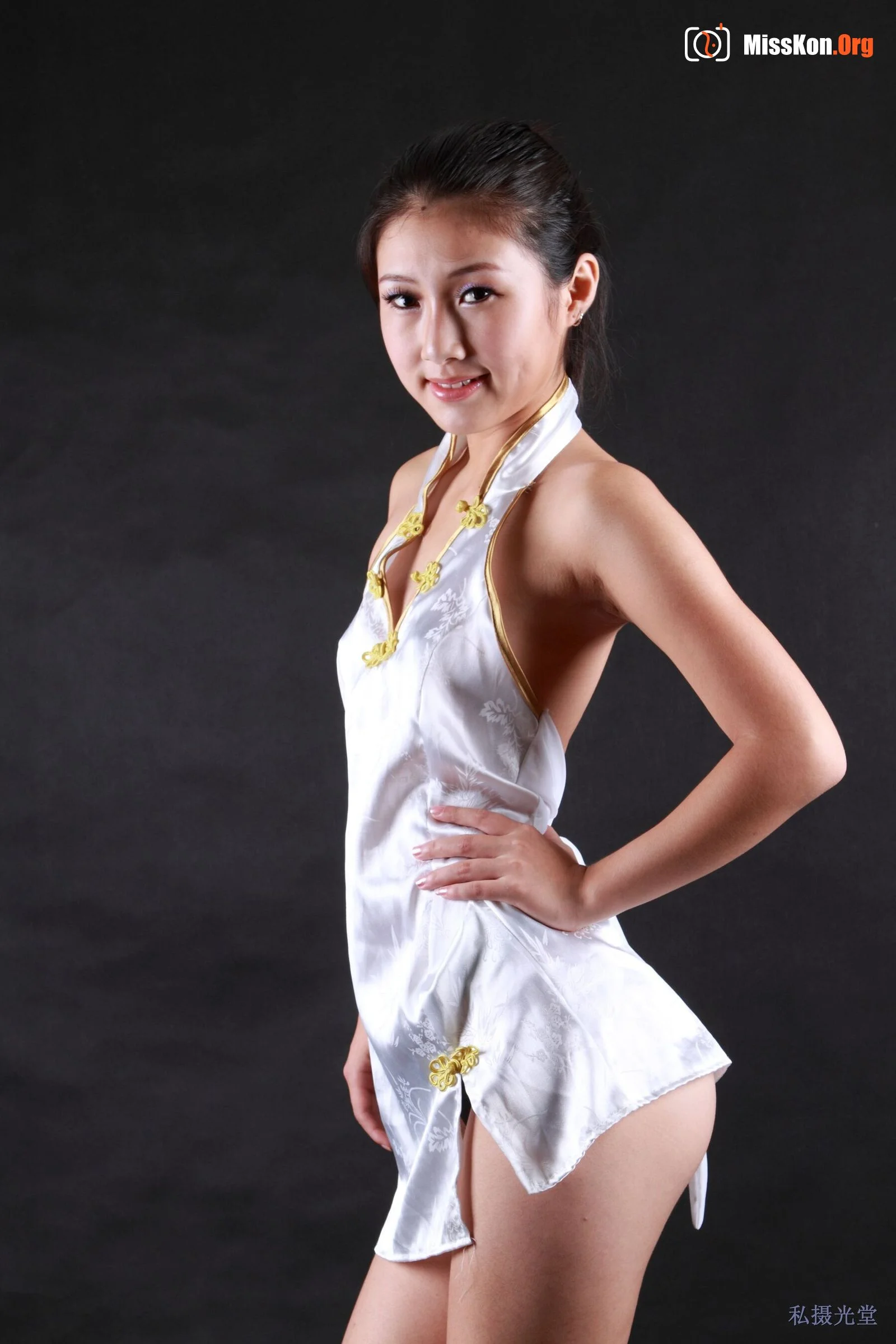 Nude photo set of Chinese model: Ding Wei (2010-08-04) - Photo 14