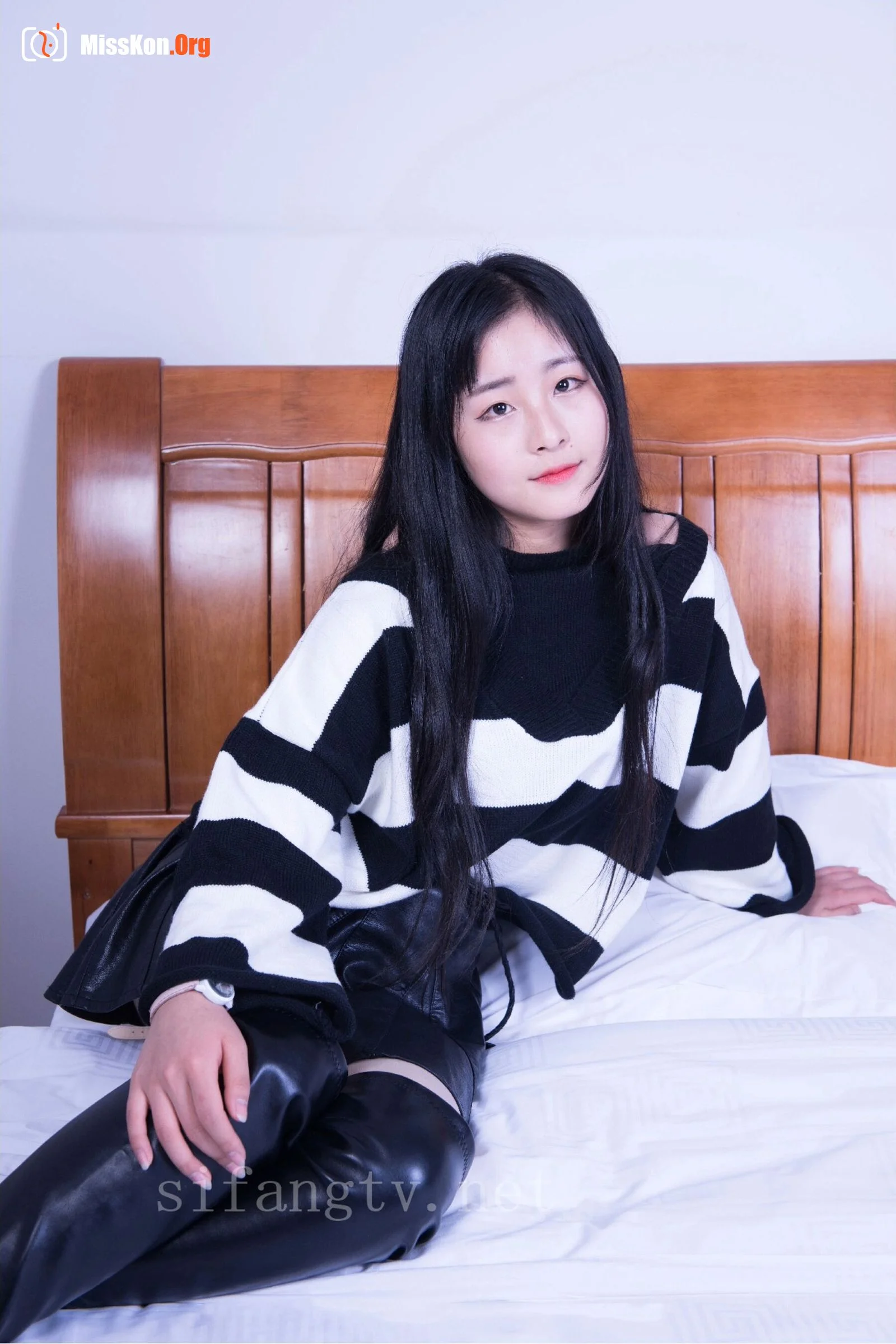 Nude photo set of Chinese model: Ding Xiaoxiao (2018-06-15) - Photo 6