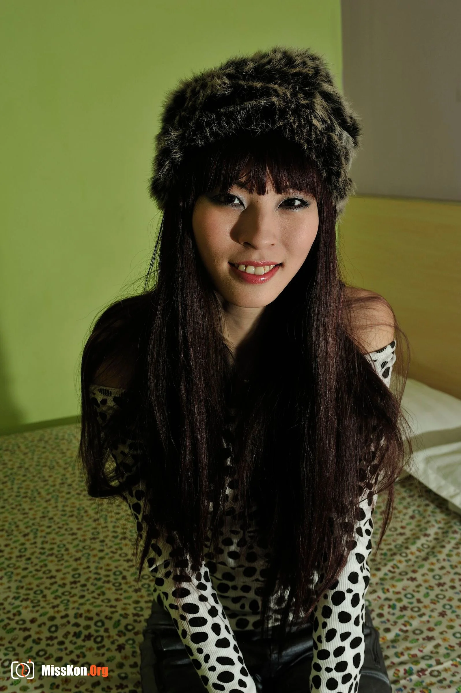 Nude photo set of Chinese model: Elegant (2011-10-22) - Photo 6