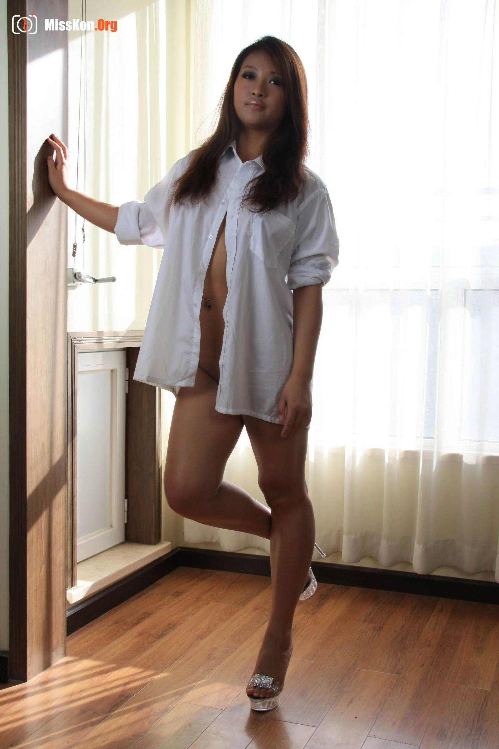 Nude photo set of Chinese model: Excellent spin (2010-12-10) - Photo 8
