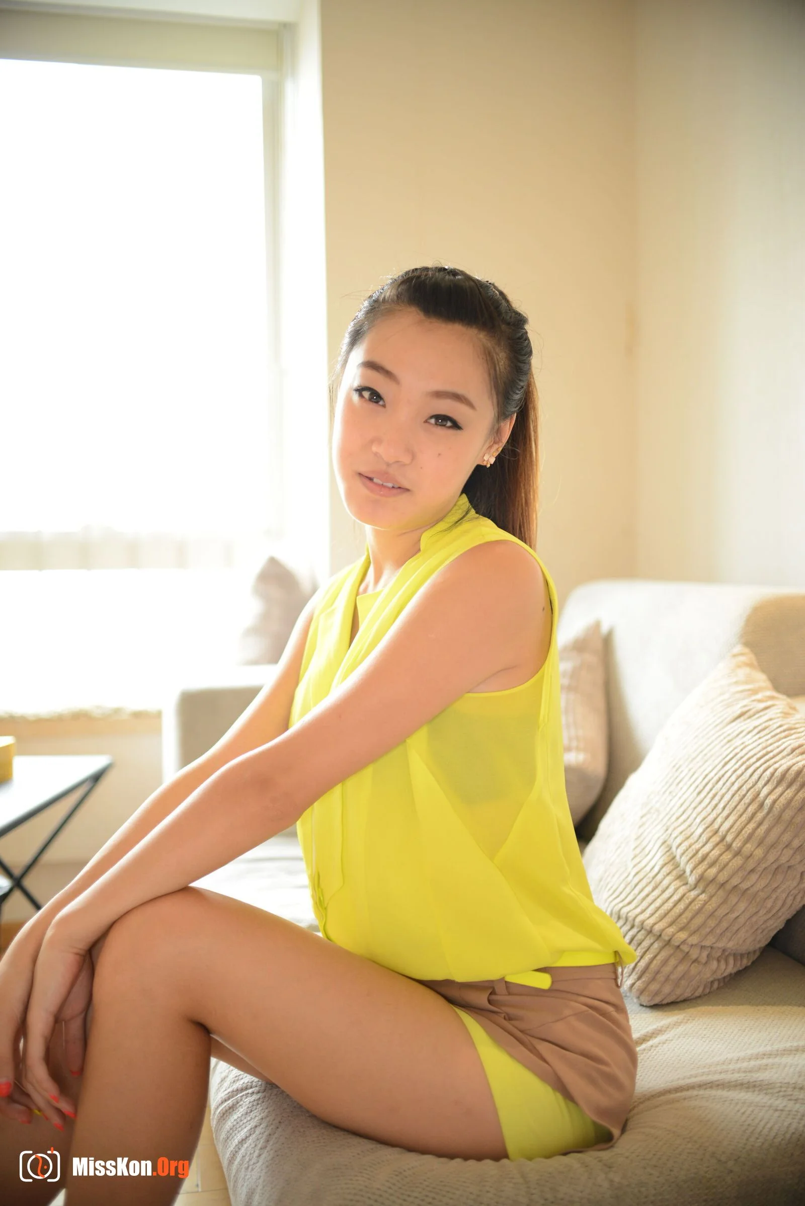 Nude photo set of Chinese model: Falling snow (2013-09-09) - Photo 10